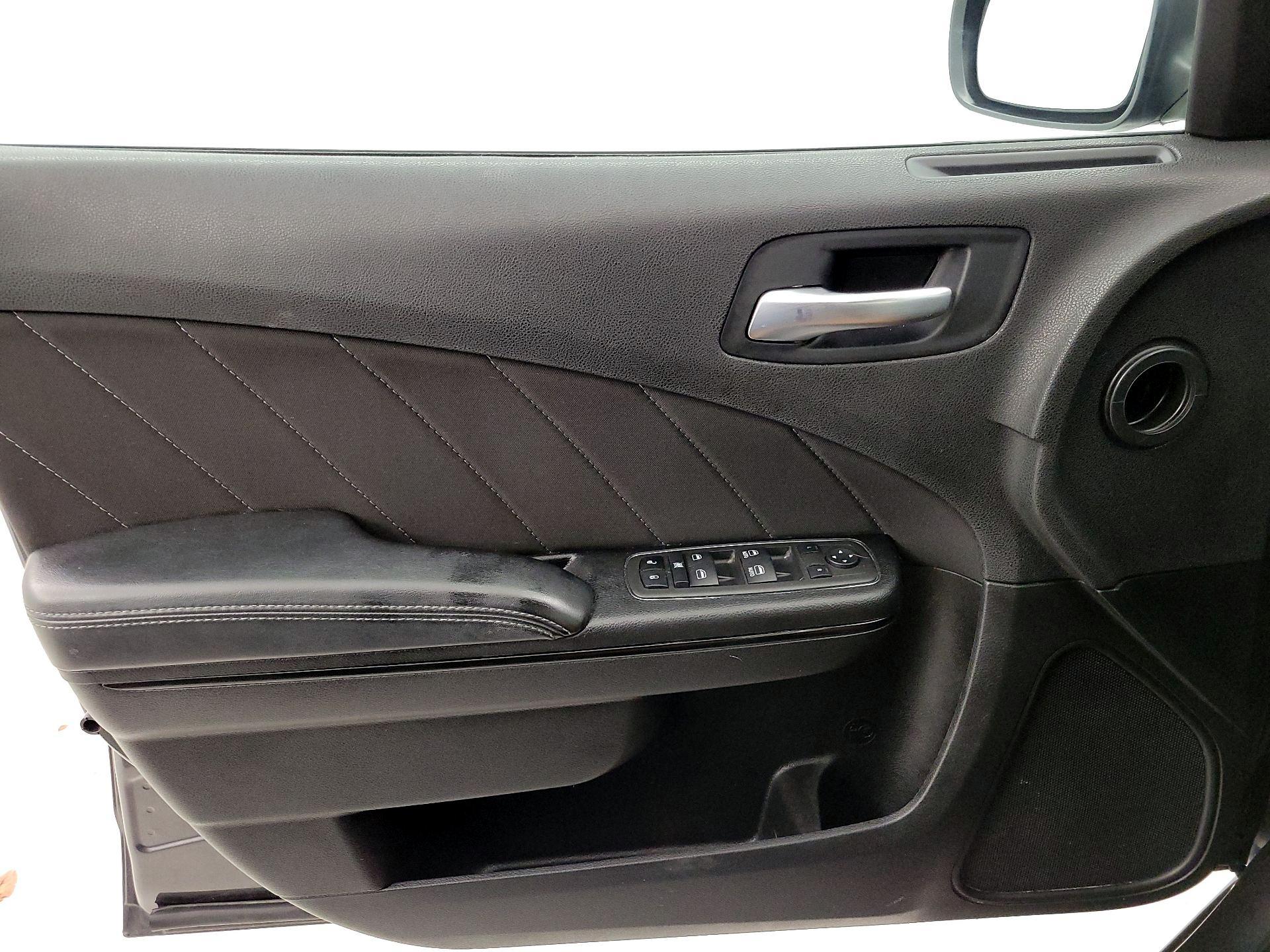 Thumbnail: 2022 Dodge Charger - 12