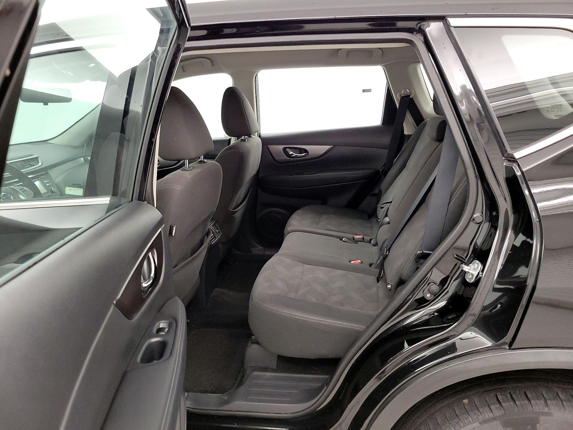 Thumbnail: 2016 Nissan Rogue - 19