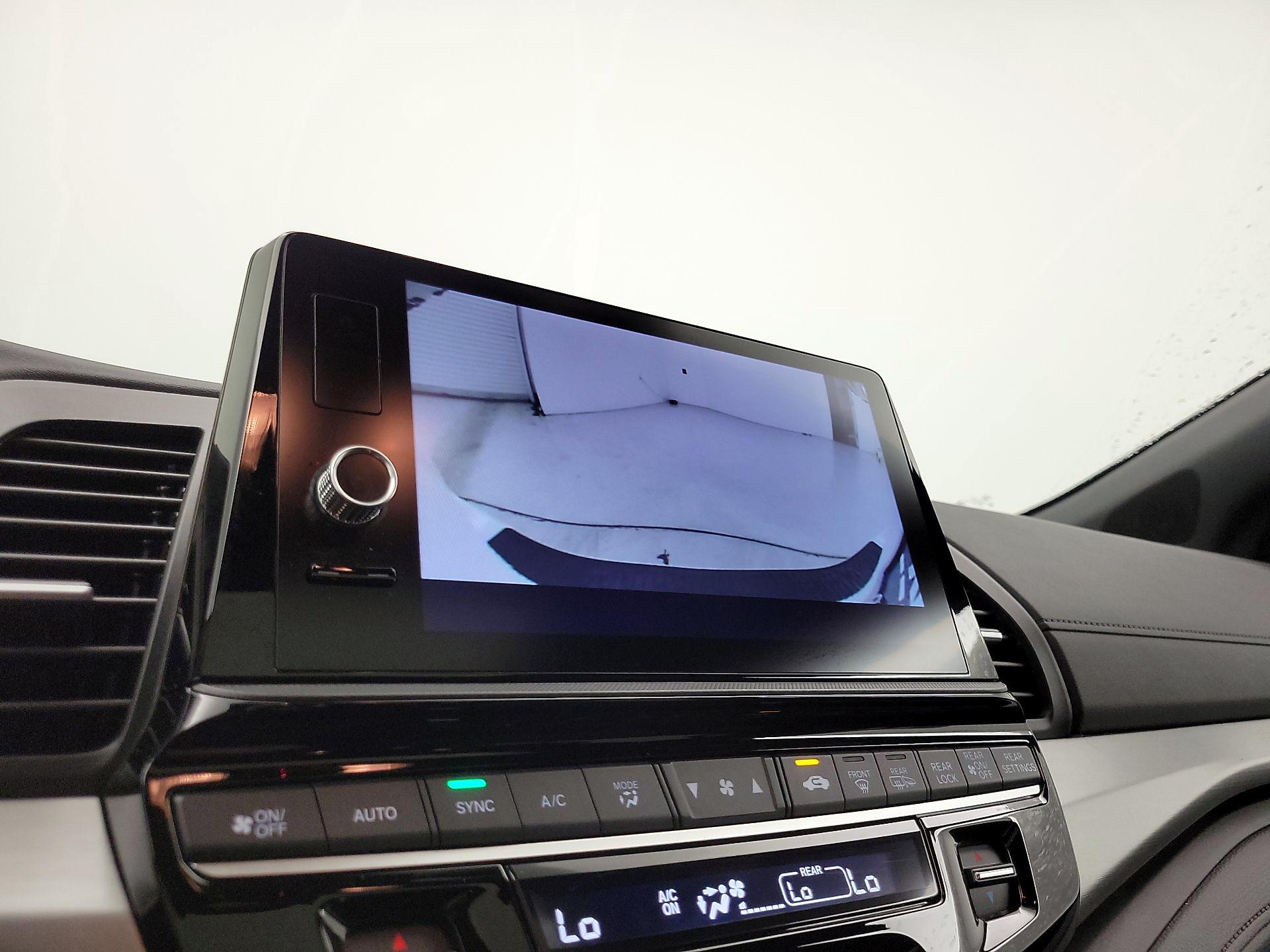 Thumbnail: 2025 Honda Odyssey - 14