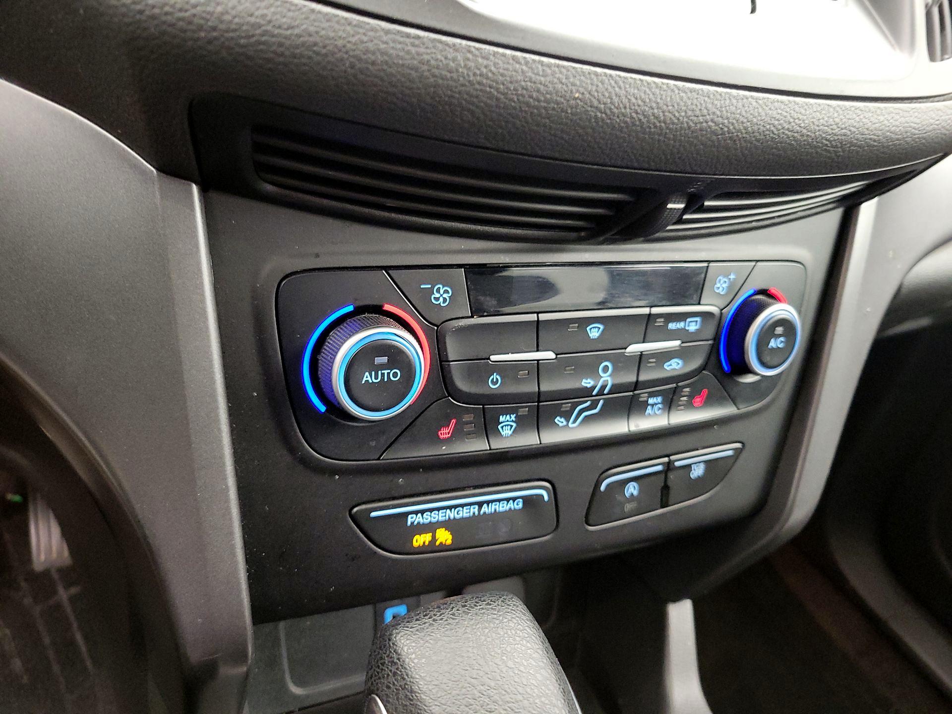 Thumbnail: 2018 Ford Escape - 16