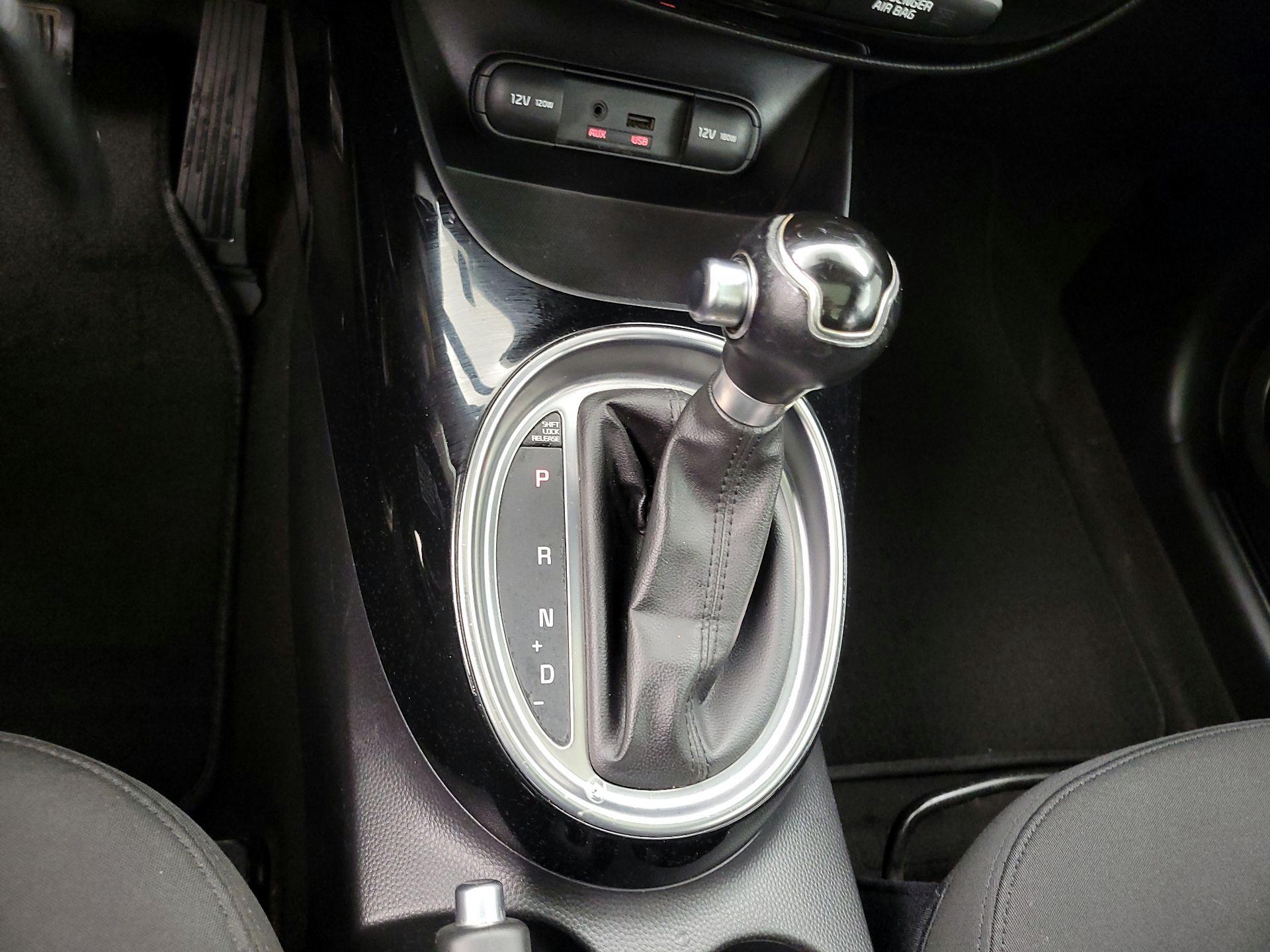 Thumbnail: 2014 Kia Soul - 18