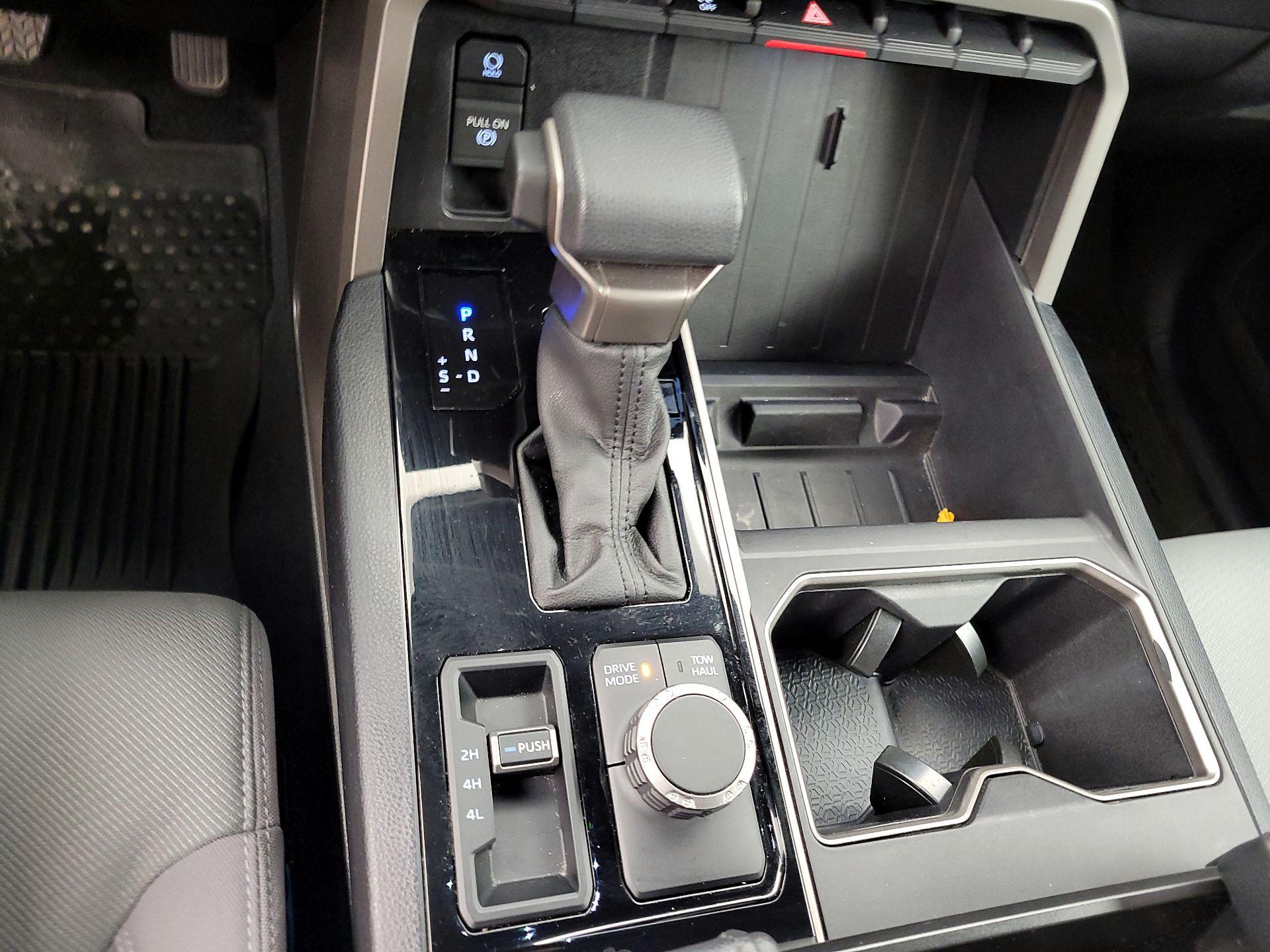 Thumbnail: 2025 Toyota Tundra - 17