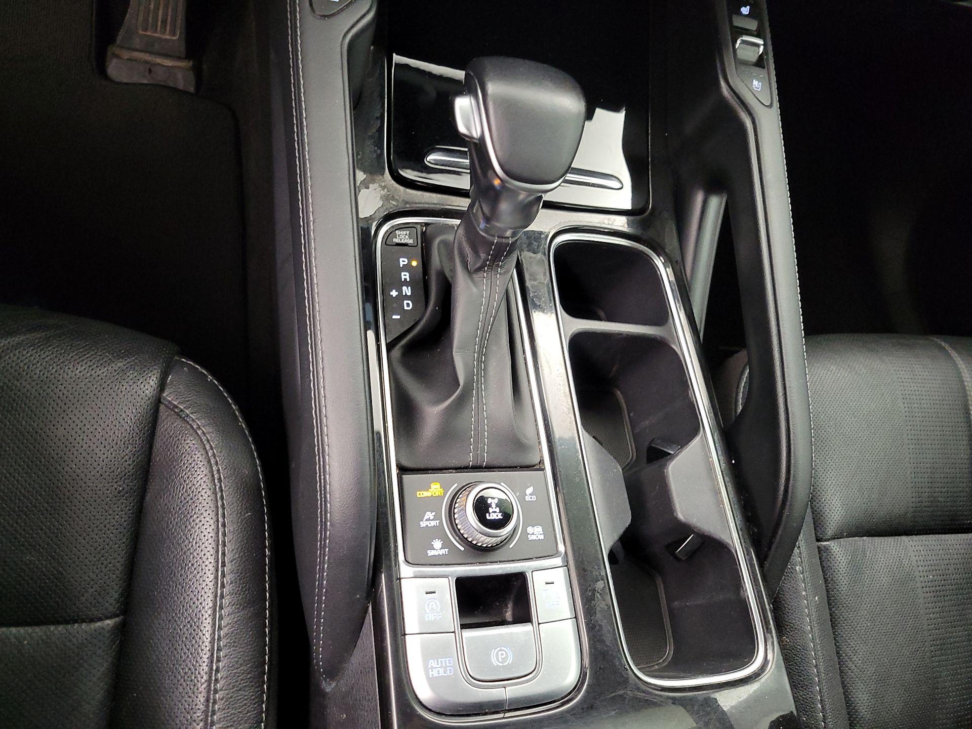 Thumbnail: 2021 Kia Telluride - 18