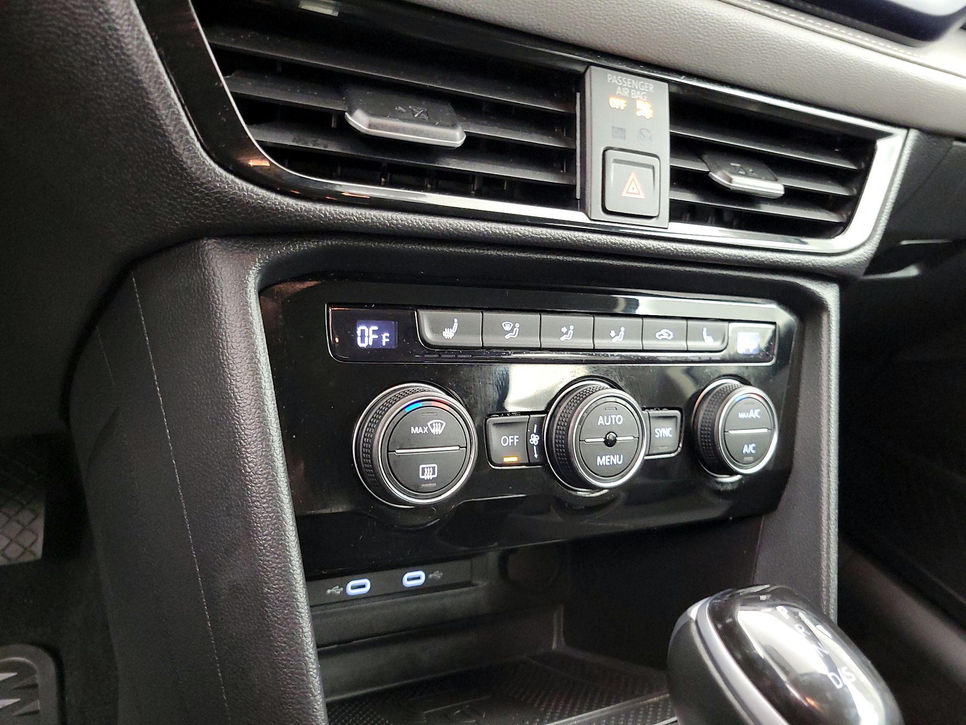 Thumbnail: 2024 Volkswagen Taos - 16