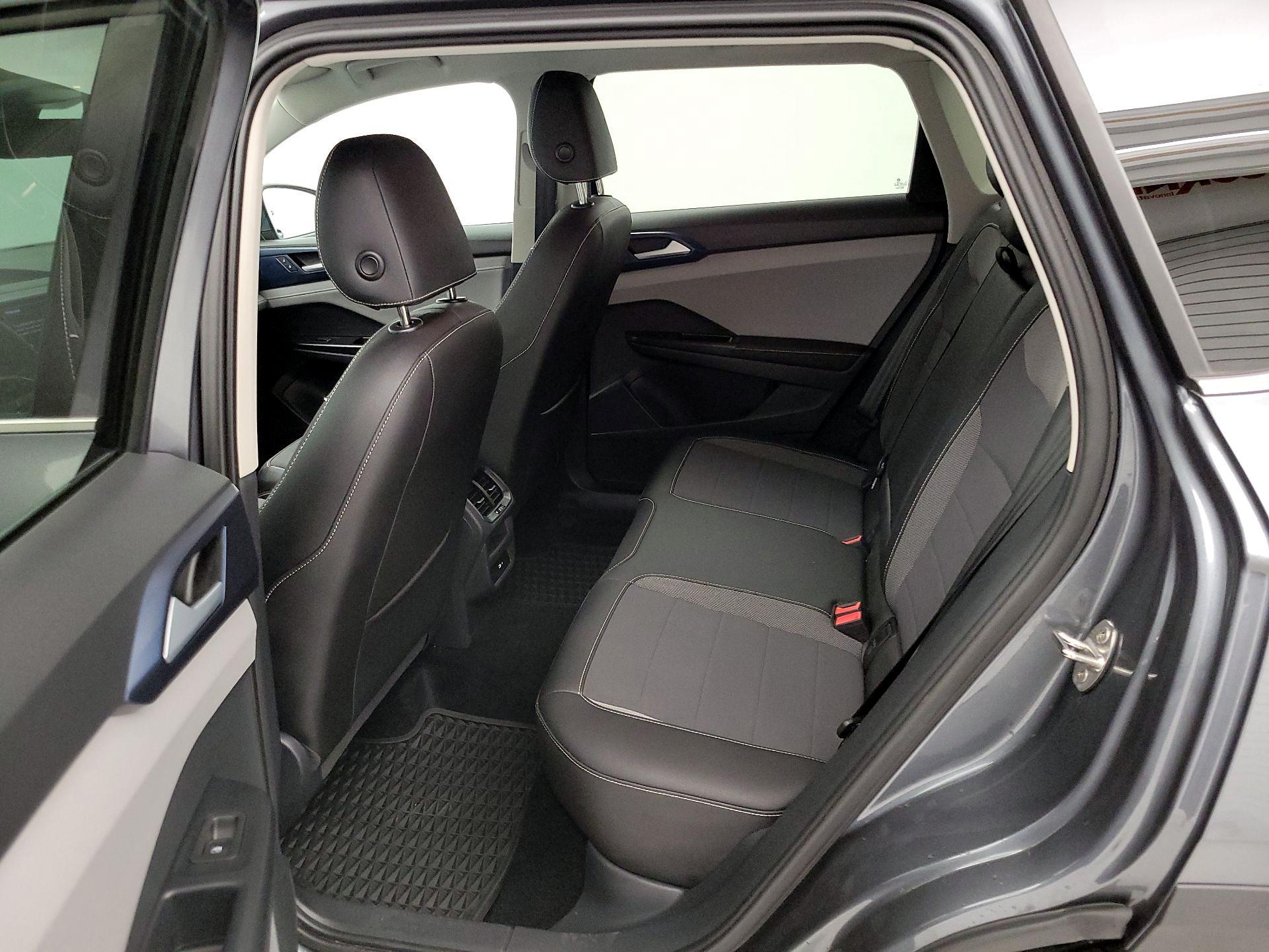 Thumbnail: 2024 Volkswagen Taos - 19