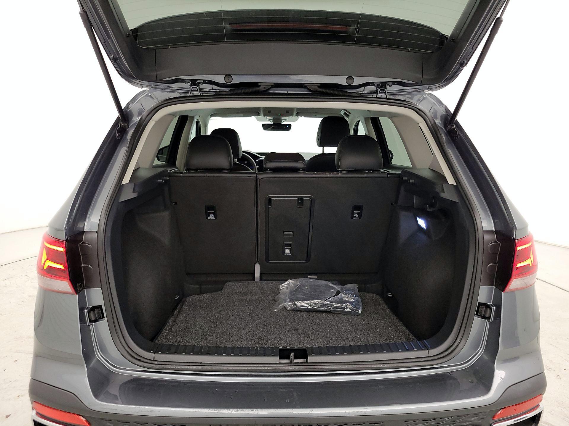 Thumbnail: 2024 Volkswagen Taos - 20