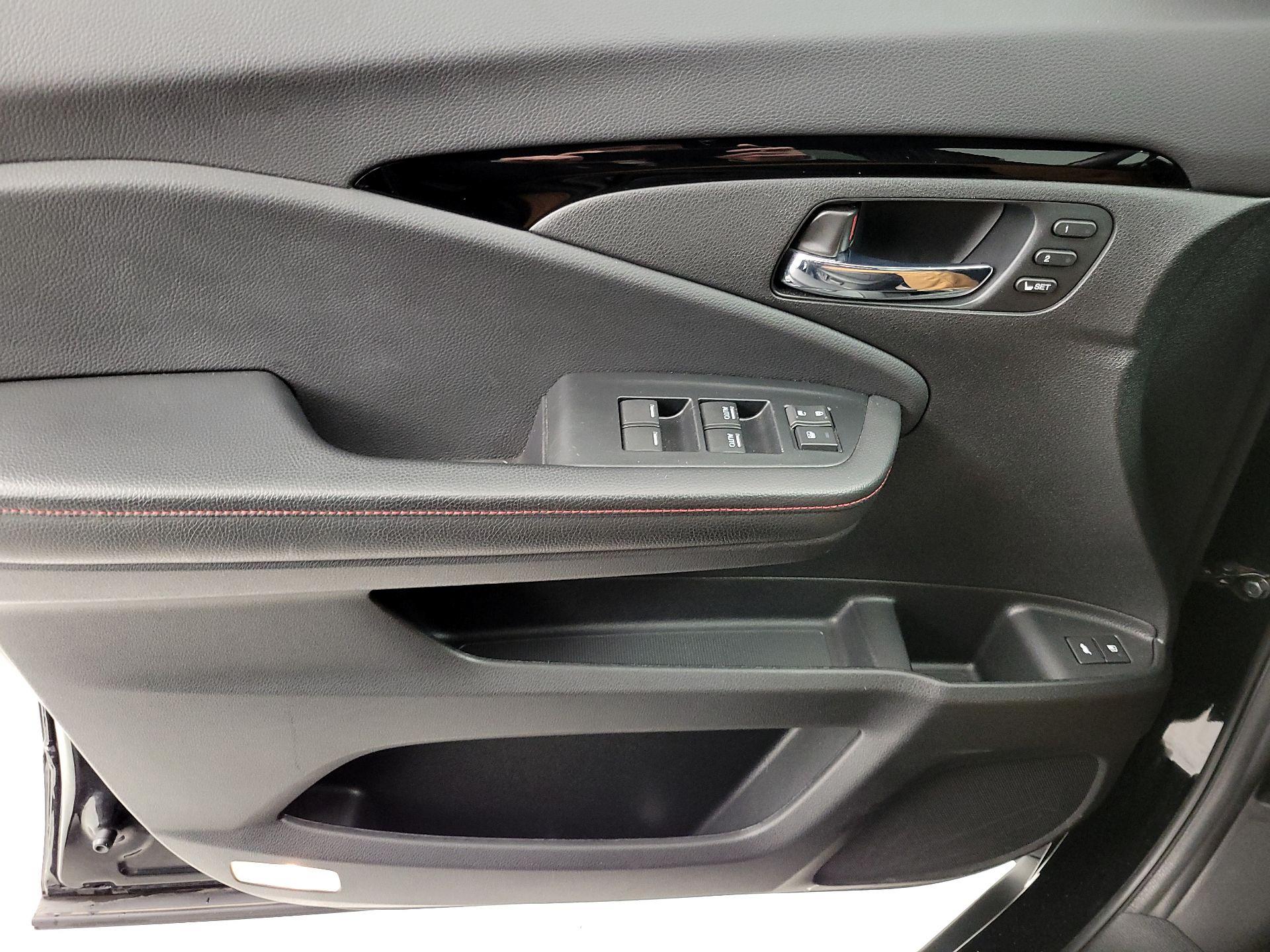 Thumbnail: 2021 Honda Pilot - 12