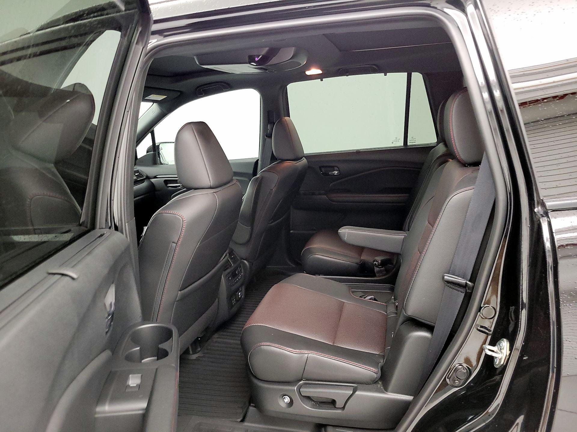 Thumbnail: 2021 Honda Pilot - 20