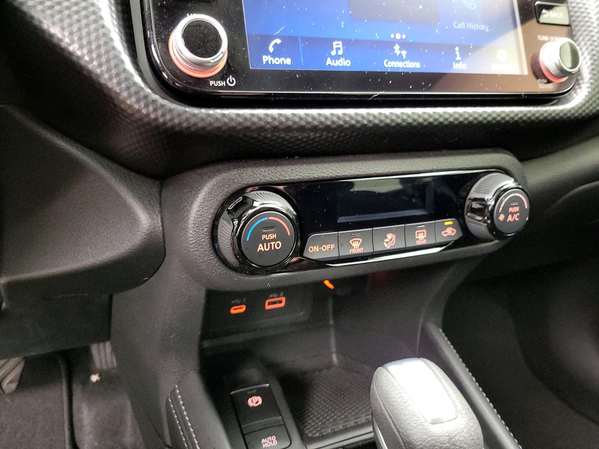 Thumbnail: 2022 Nissan Kicks - 16