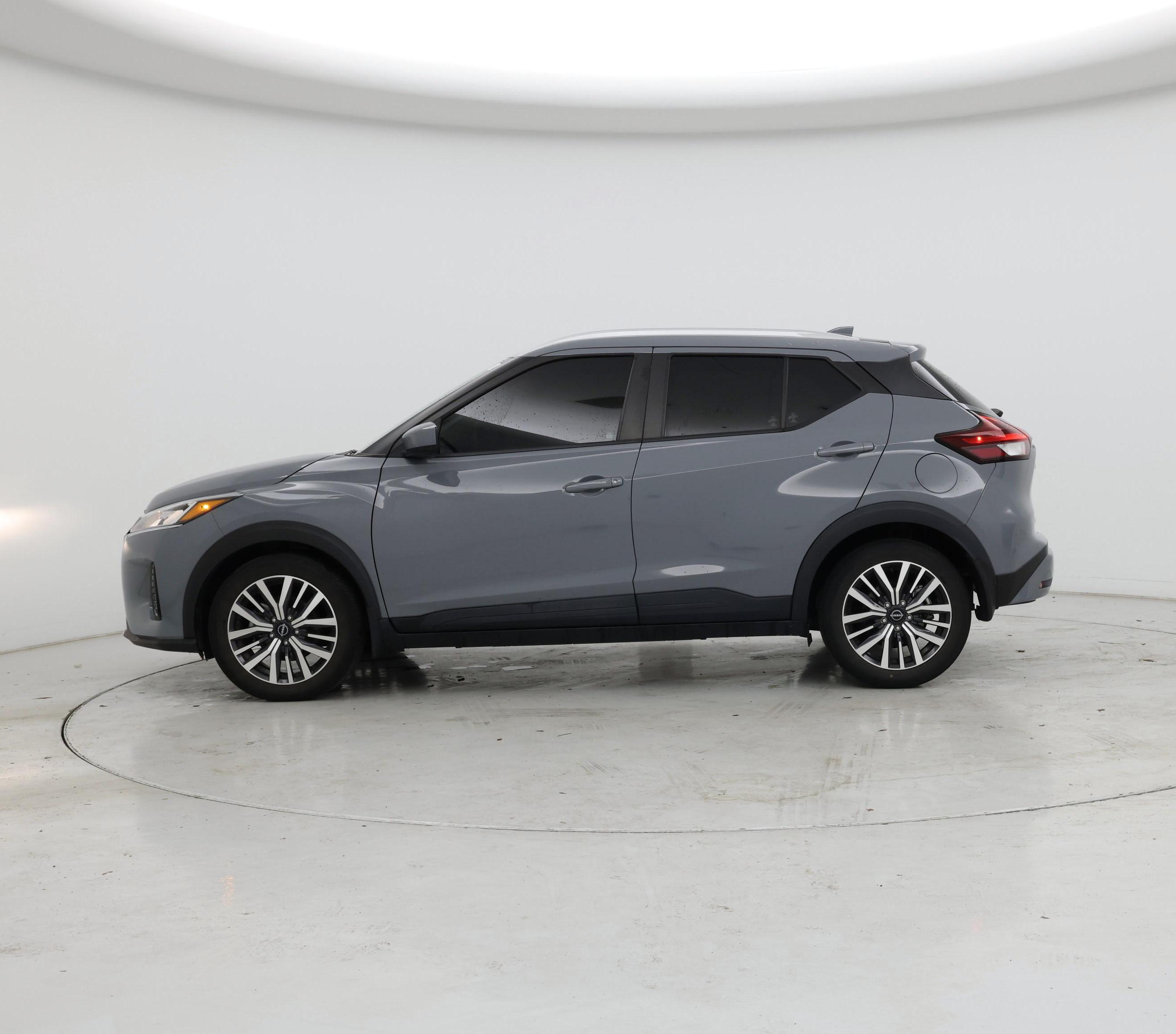 Thumbnail: 2022 Nissan Kicks - 3