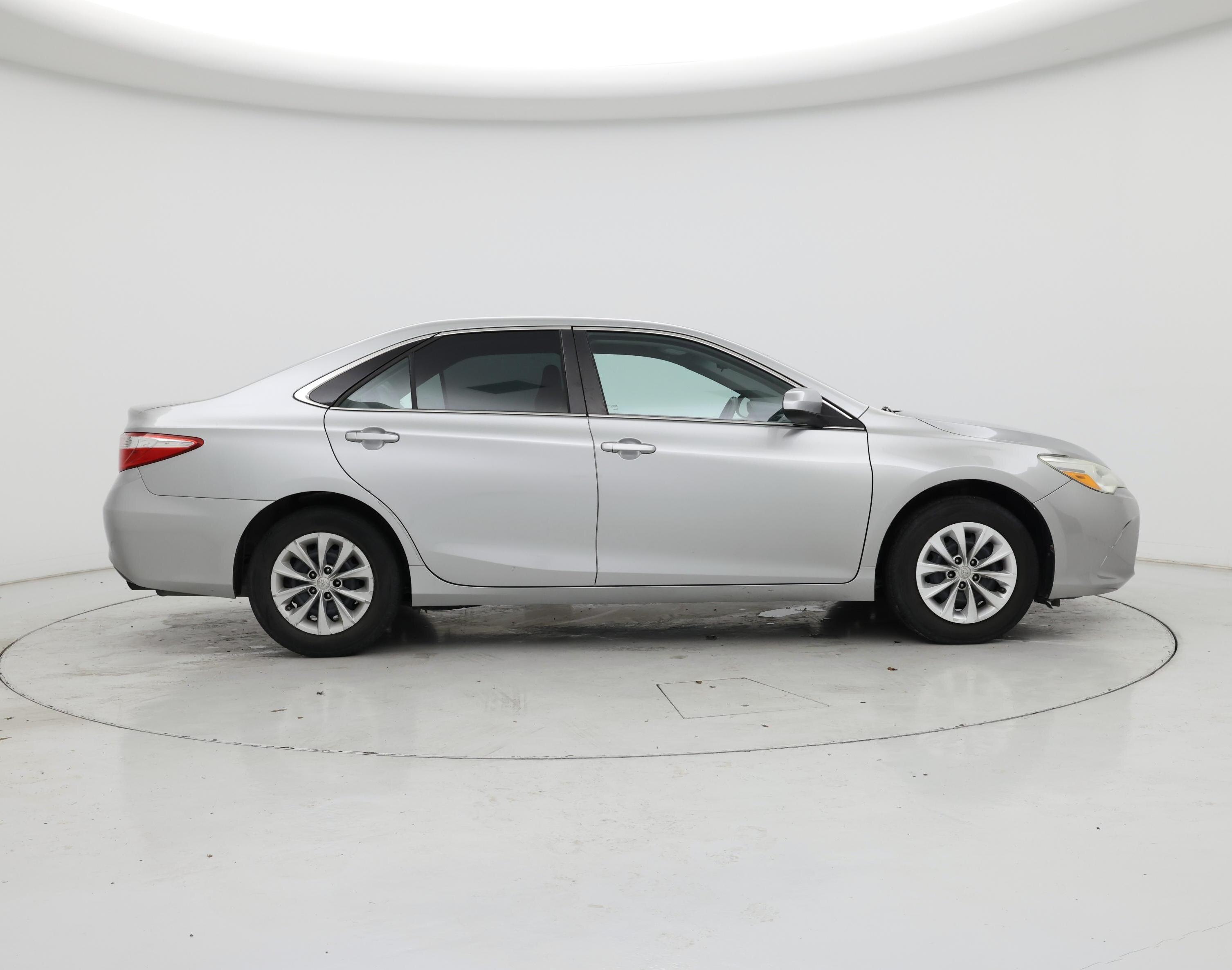 Thumbnail: 2016 Toyota Camry - 7