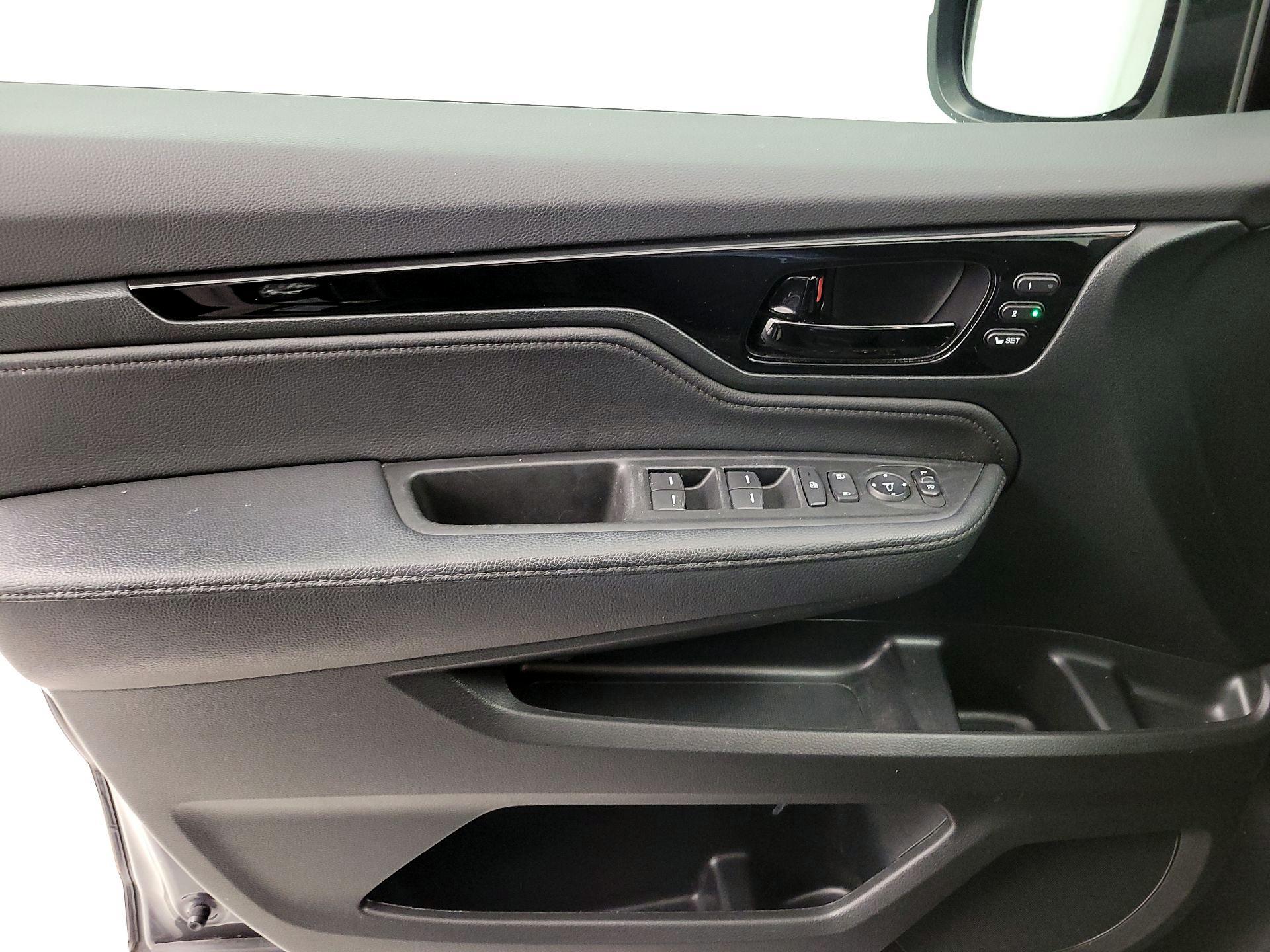 Thumbnail: 2023 Honda Odyssey - 12