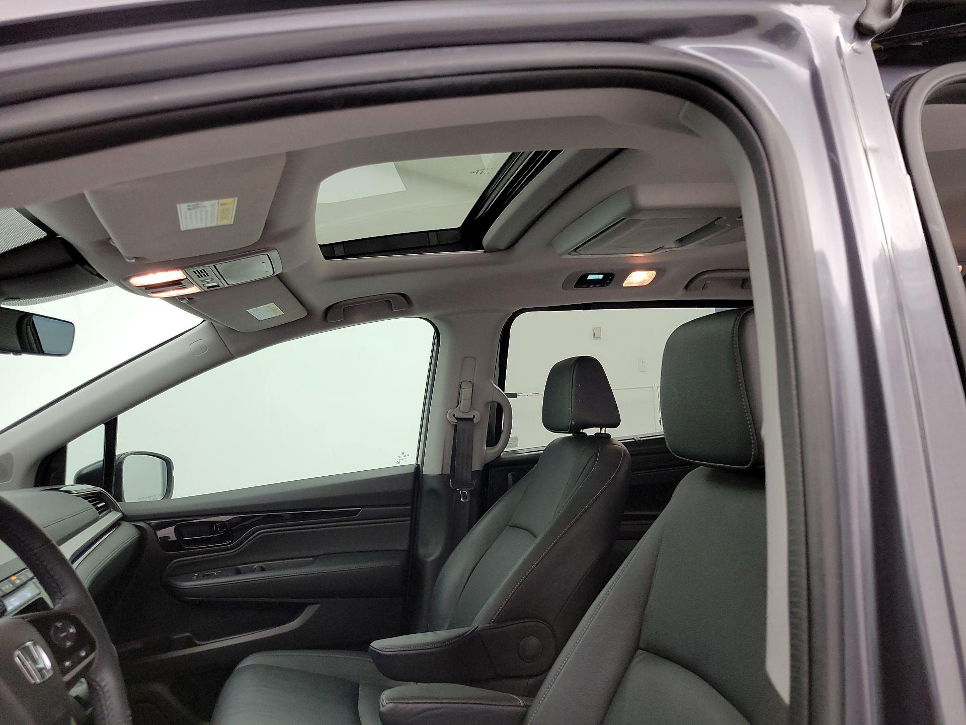 Thumbnail: 2023 Honda Odyssey - 20