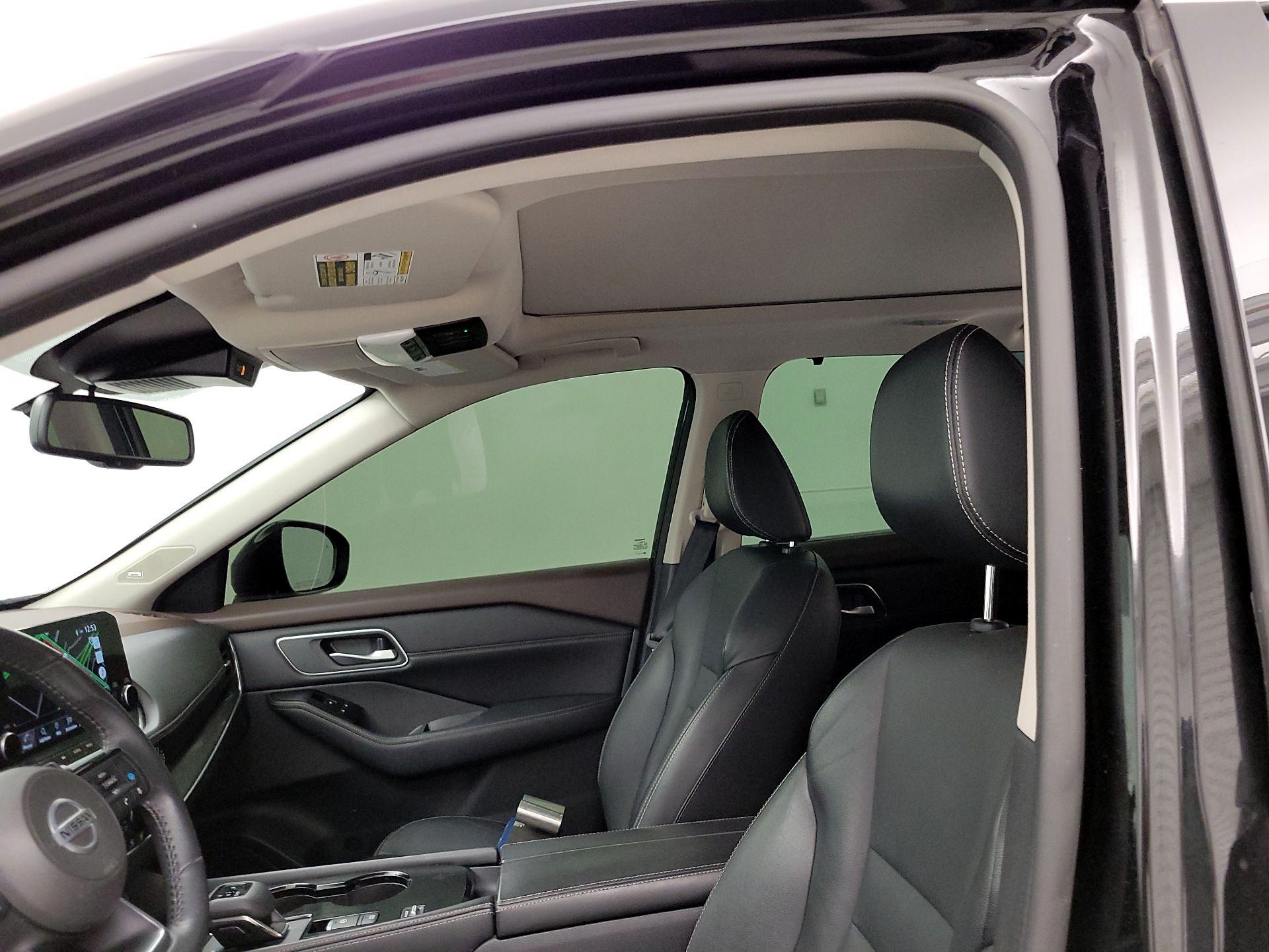 Thumbnail: 2021 Nissan Rogue - 20