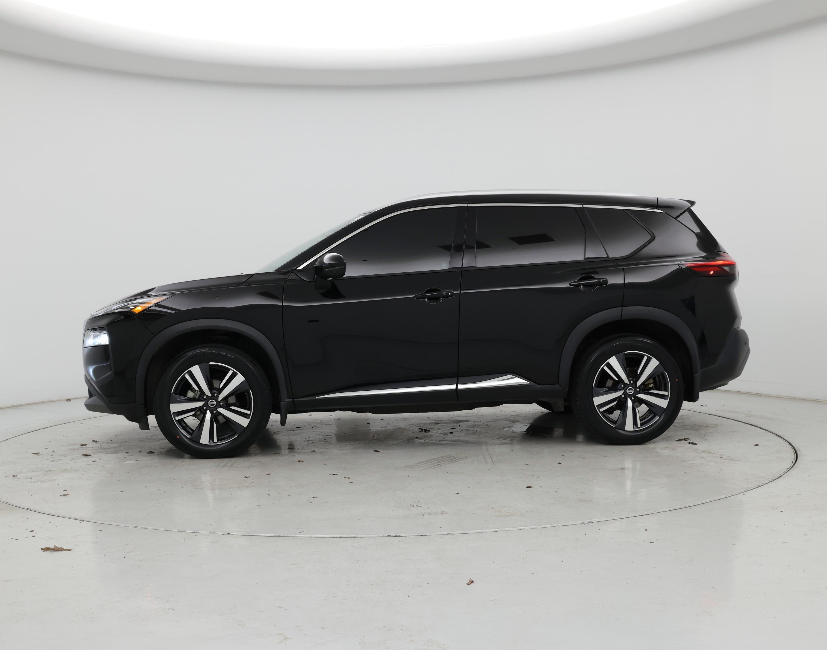 Thumbnail: 2021 Nissan Rogue - 3