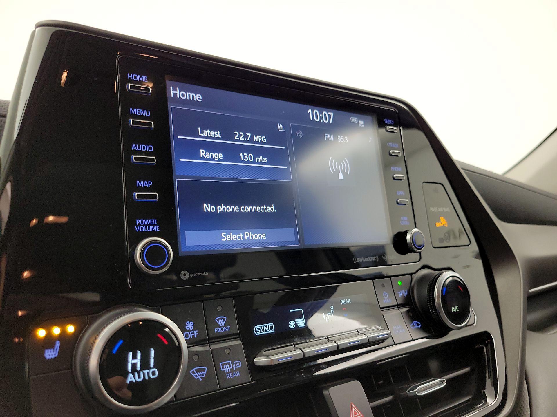 Thumbnail: 2021 Toyota Highlander - 15