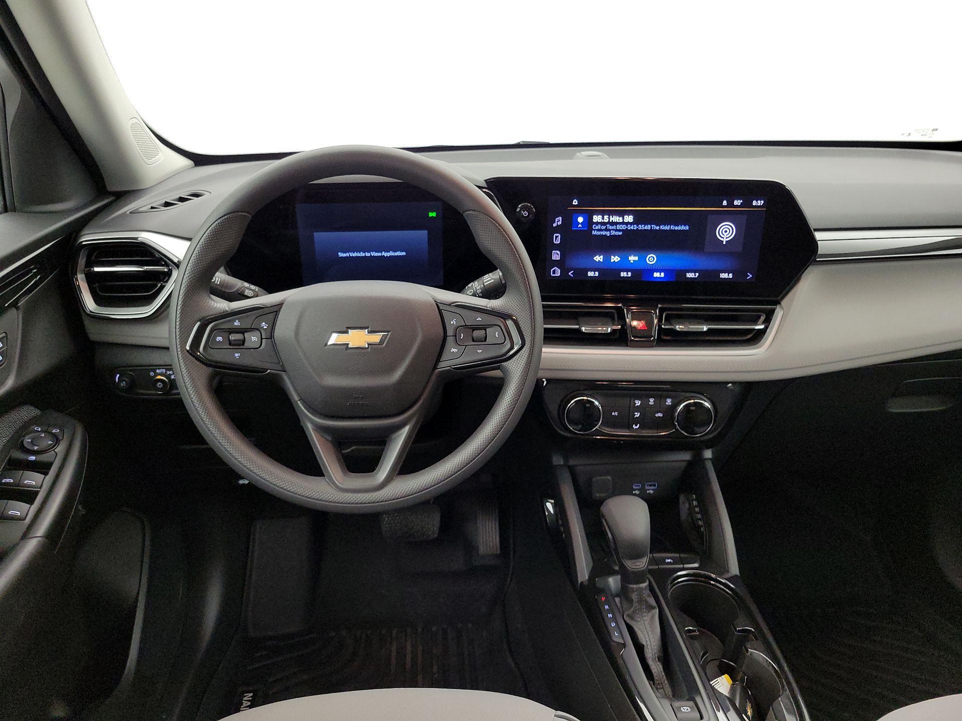 Thumbnail: 2025 Chevrolet TrailBlazer - 10