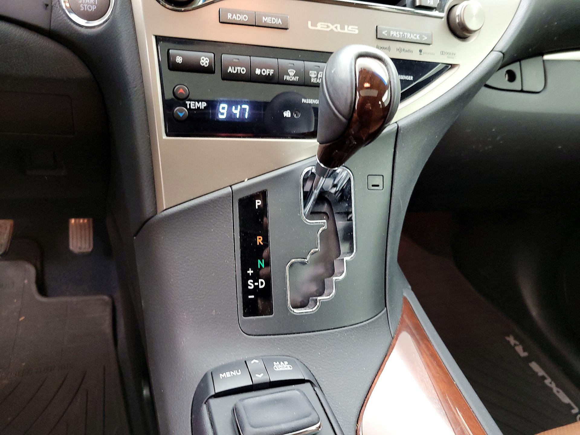 Thumbnail: 2015 Lexus RX - 17