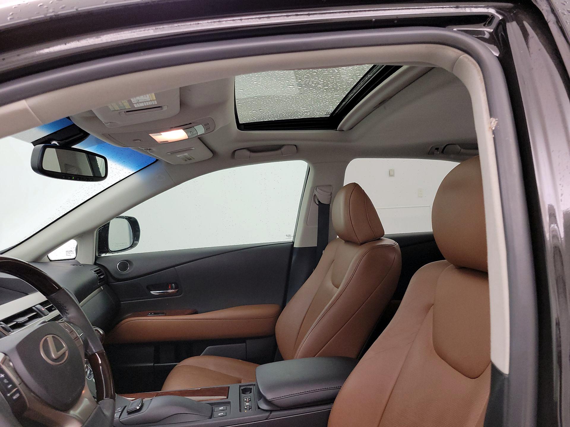 Thumbnail: 2015 Lexus RX - 18