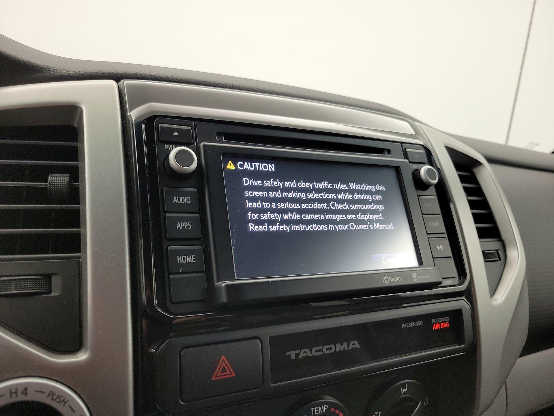 Thumbnail: 2015 Toyota Tacoma - 15