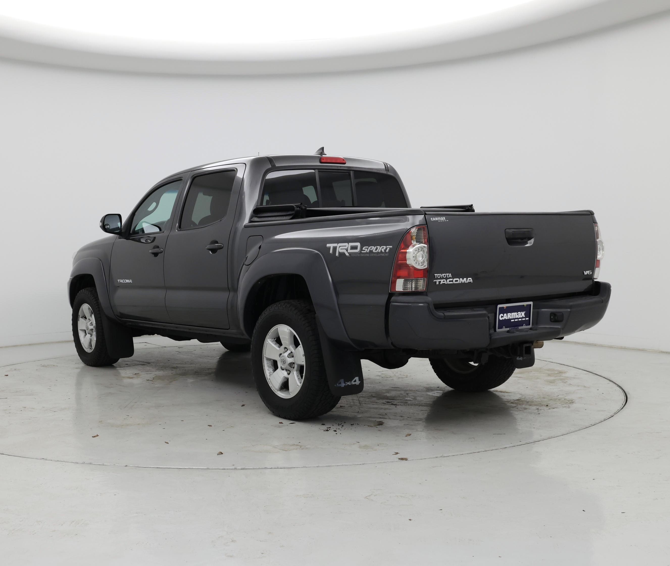 Thumbnail: 2015 Toyota Tacoma - 2