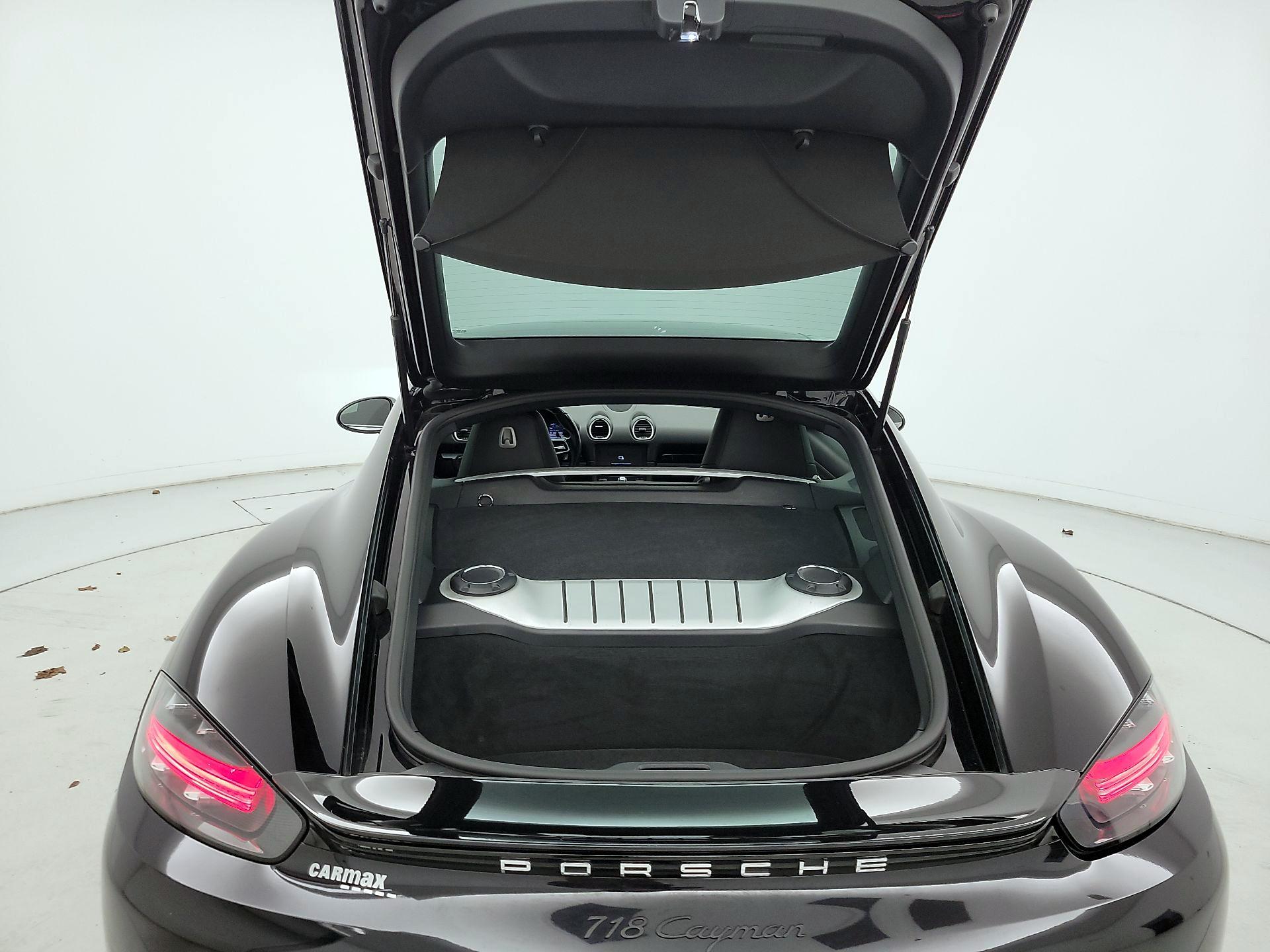 Thumbnail: 2018 Porsche 718 Cayman - 19