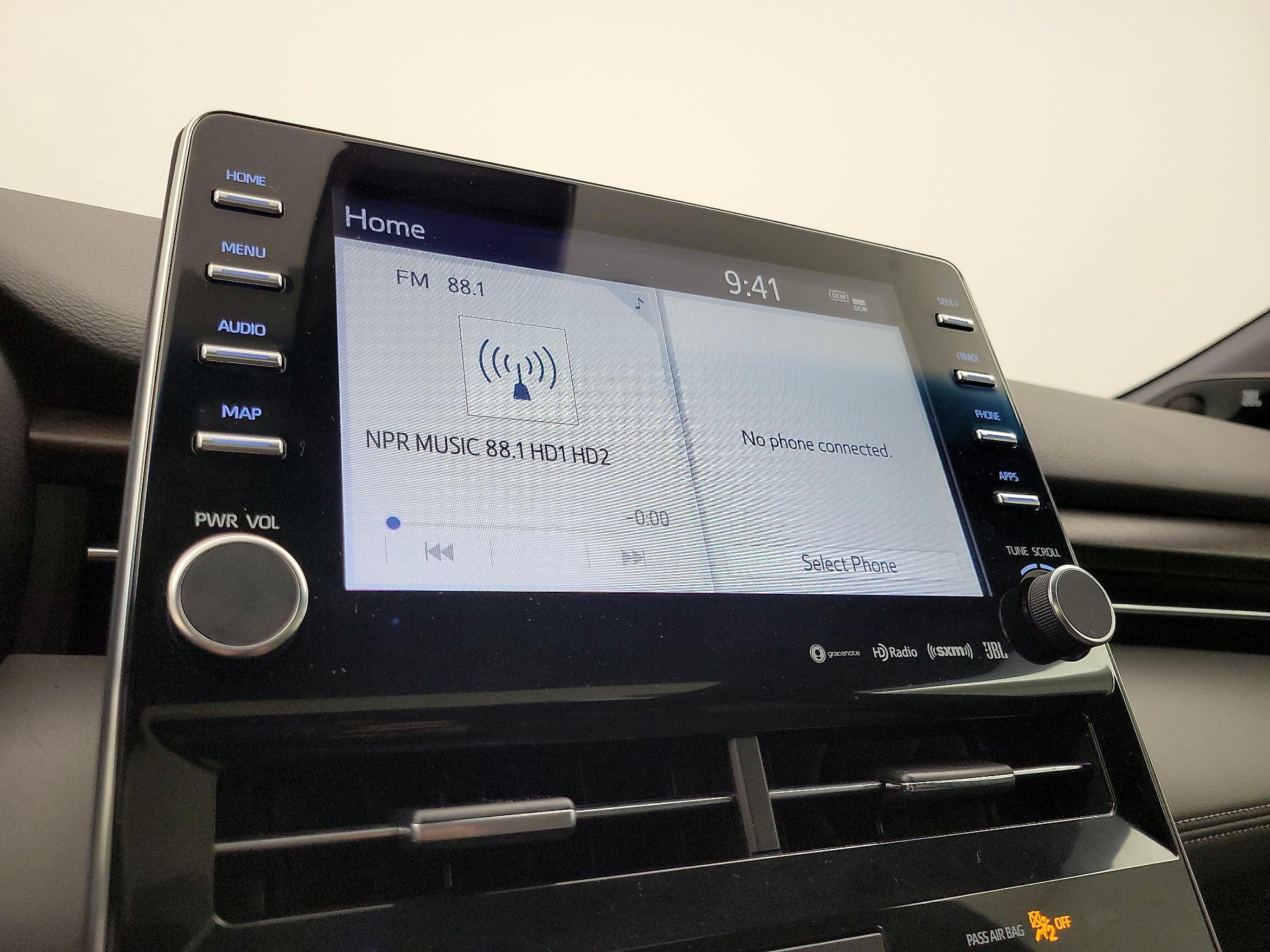 Thumbnail: 2019 Toyota Avalon - 16