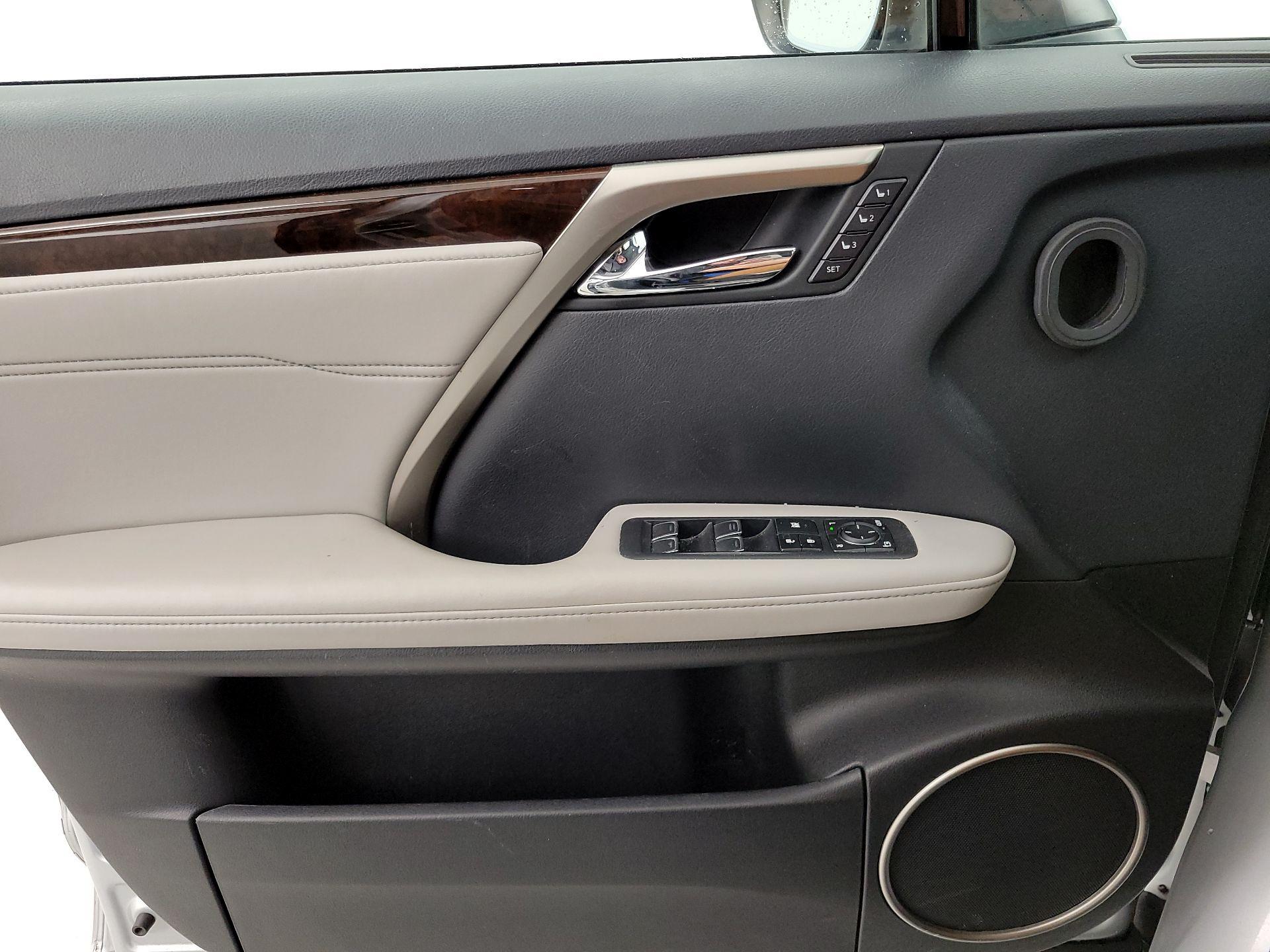 Thumbnail: 2019 Lexus RX - 12