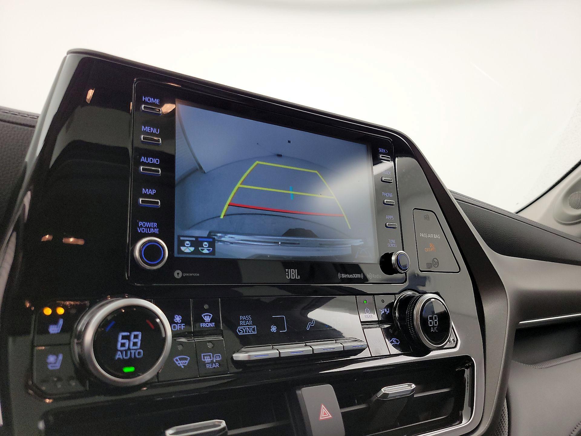 Thumbnail: 2021 Toyota Highlander - 15