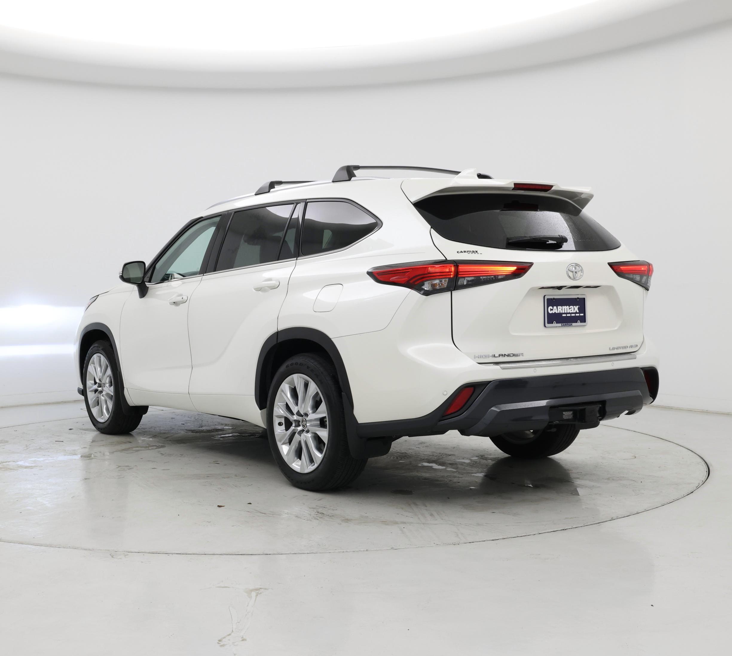 Thumbnail: 2021 Toyota Highlander - 2