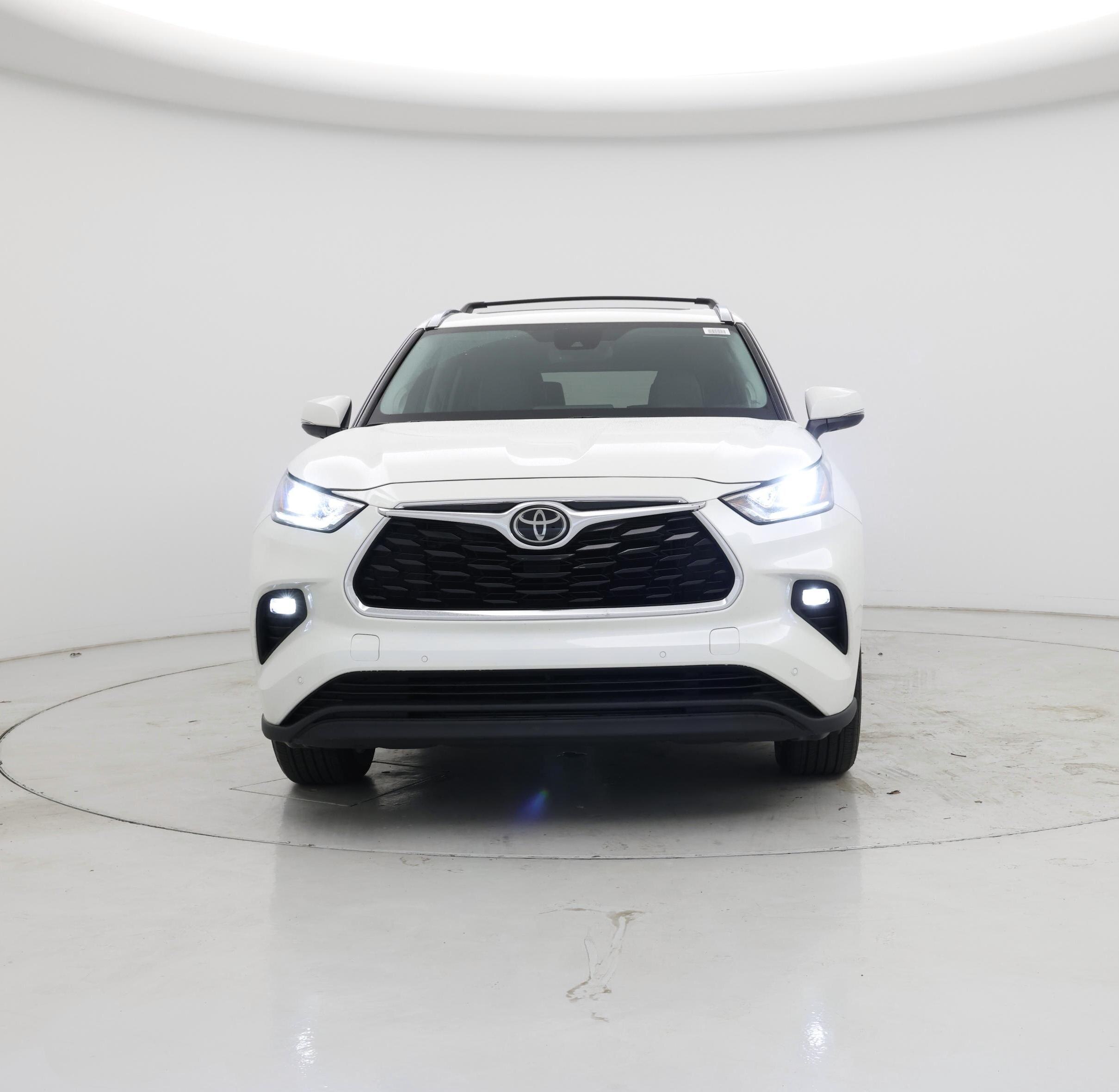 Thumbnail: 2021 Toyota Highlander - 5