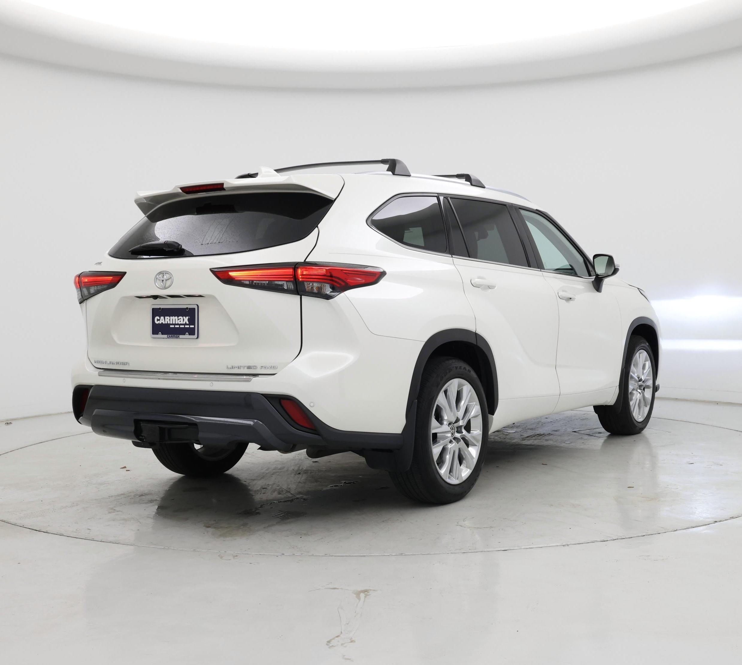 Thumbnail: 2021 Toyota Highlander - 8