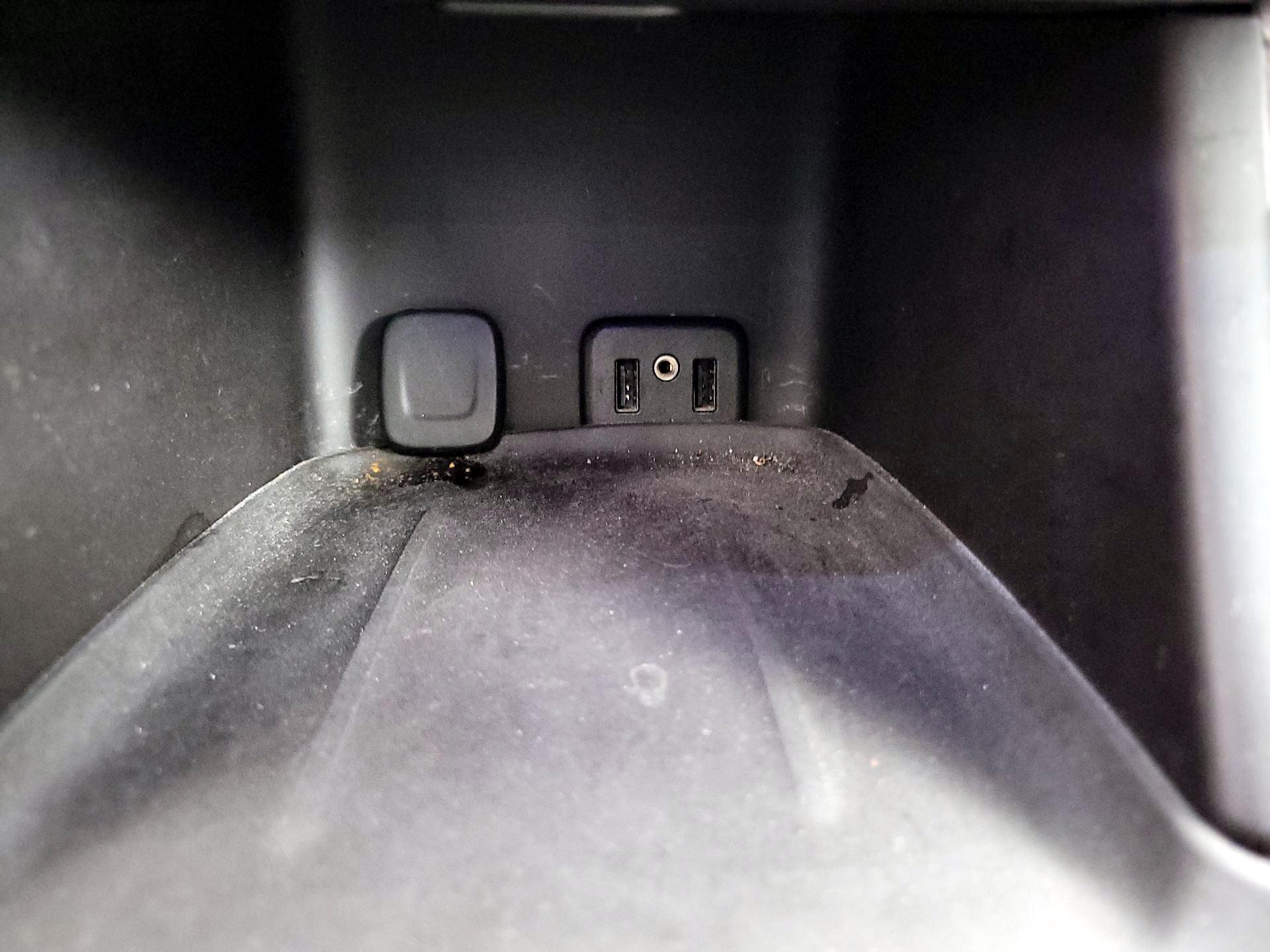 Thumbnail: 2018 GMC Acadia - 19