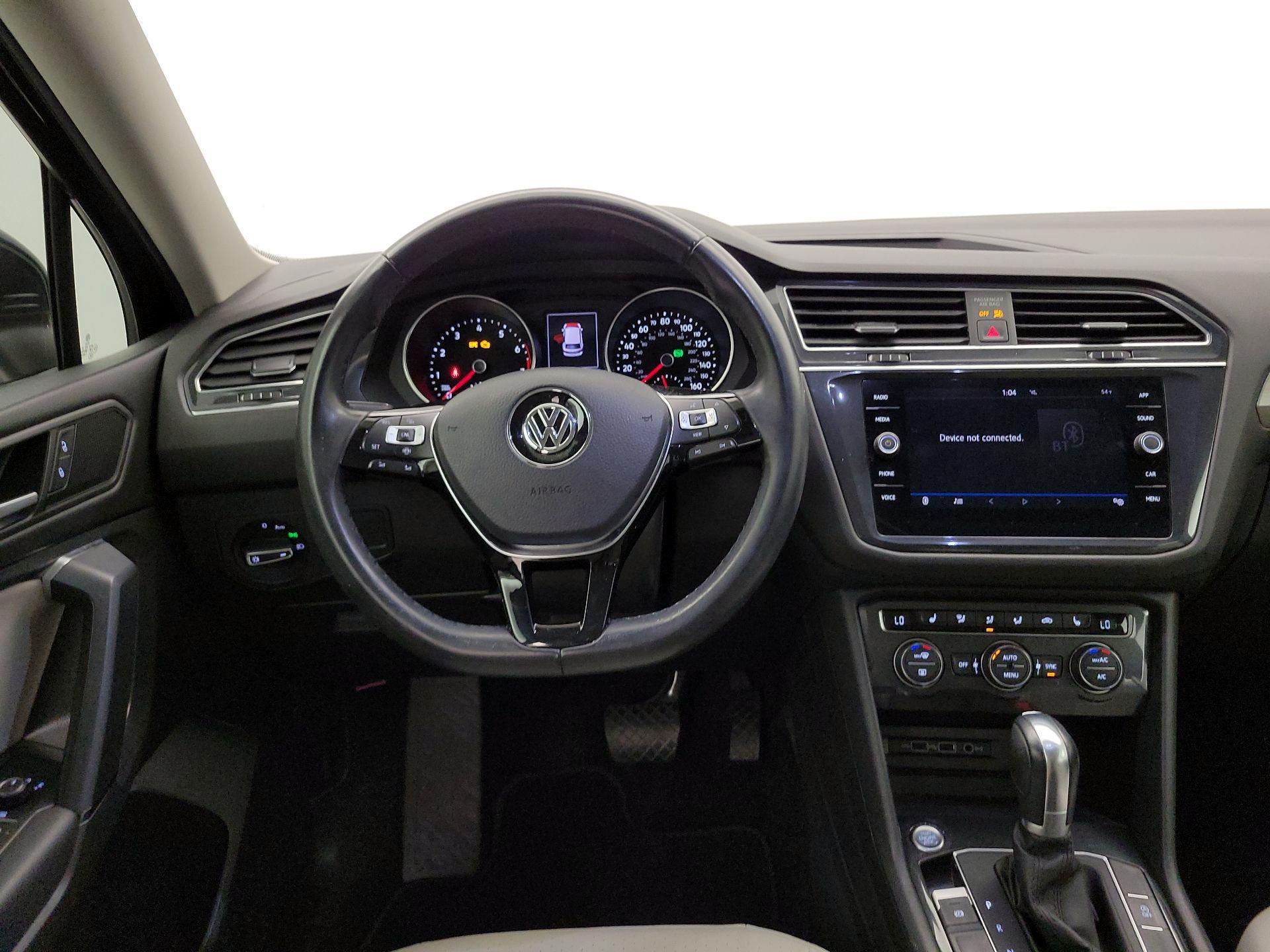 Thumbnail: 2019 Volkswagen Tiguan - 10