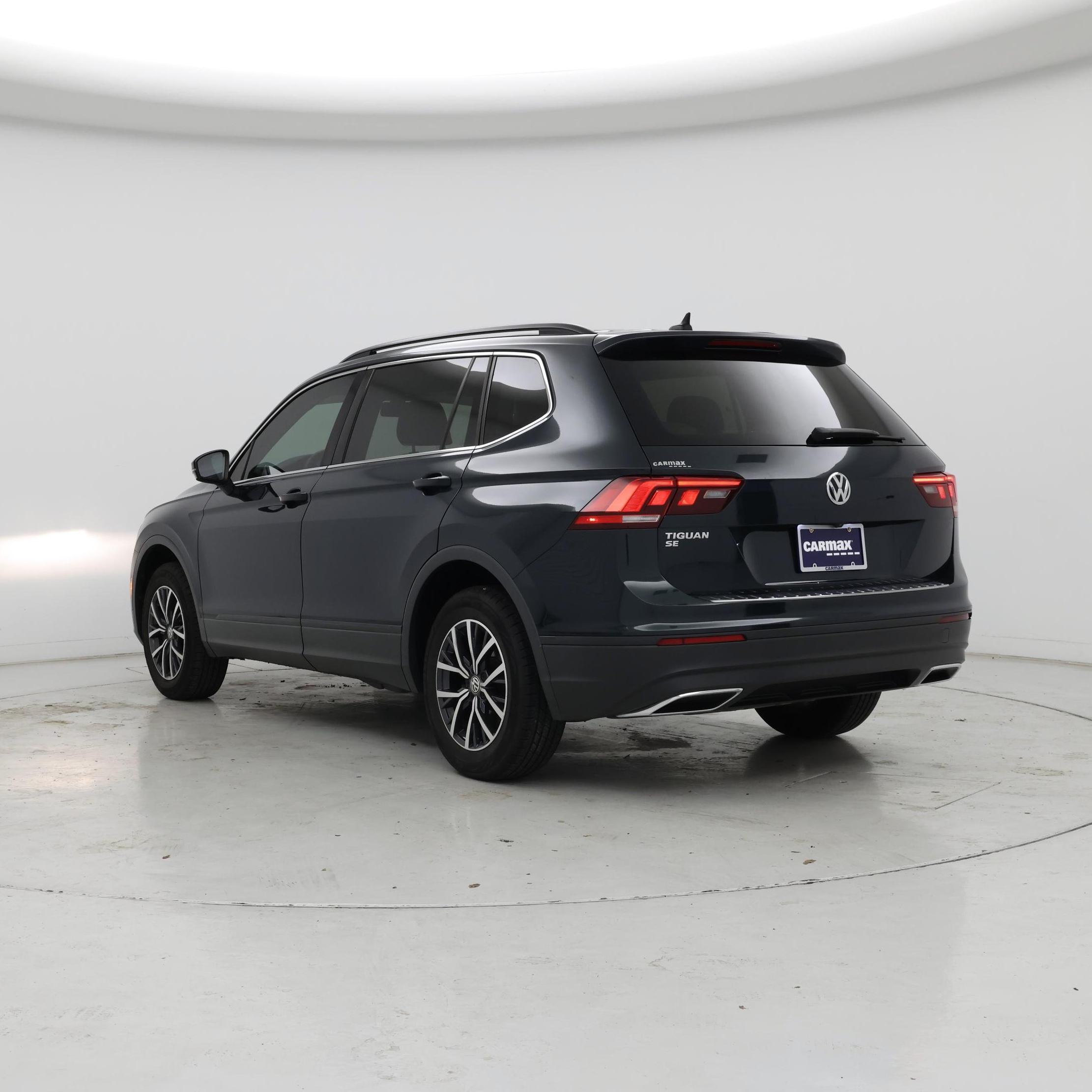 Thumbnail: 2019 Volkswagen Tiguan - 2