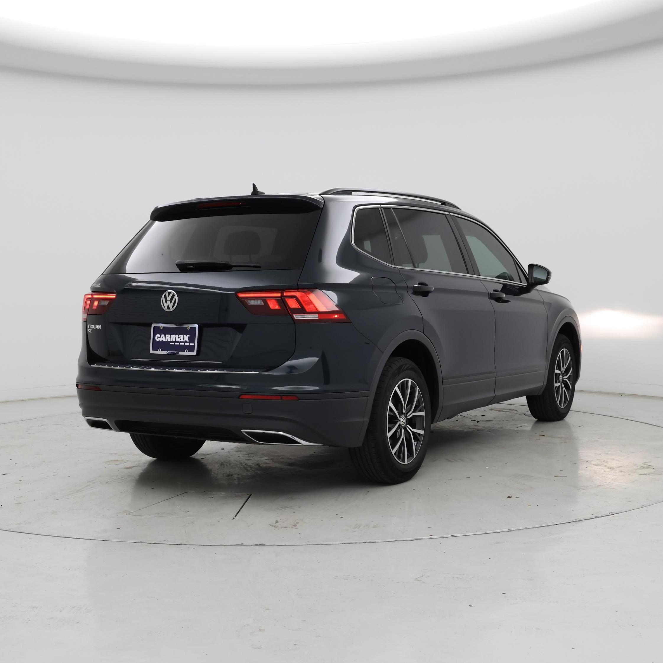 Thumbnail: 2019 Volkswagen Tiguan - 8