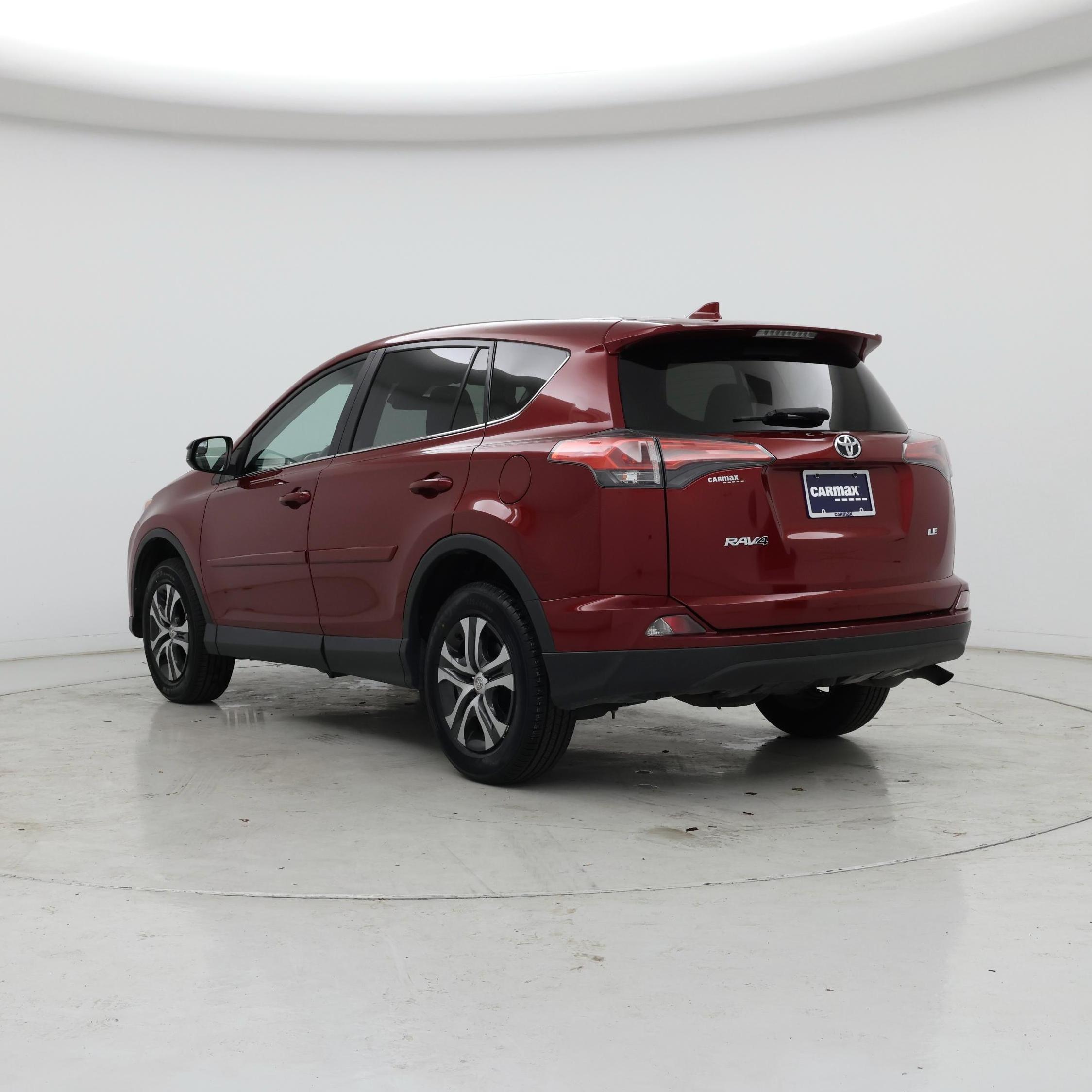 Thumbnail: 2018 Toyota RAV4 - 2