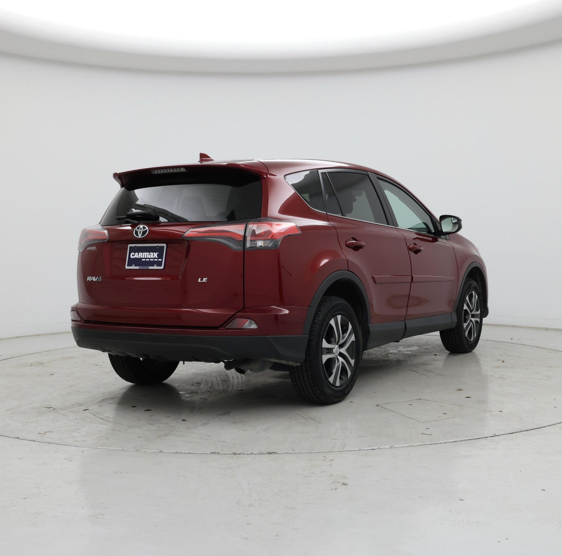 Thumbnail: 2018 Toyota RAV4 - 8