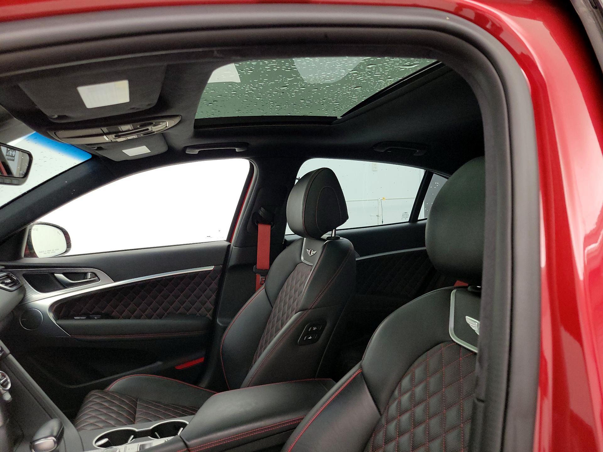 Thumbnail: 2022 Genesis G70 - 20