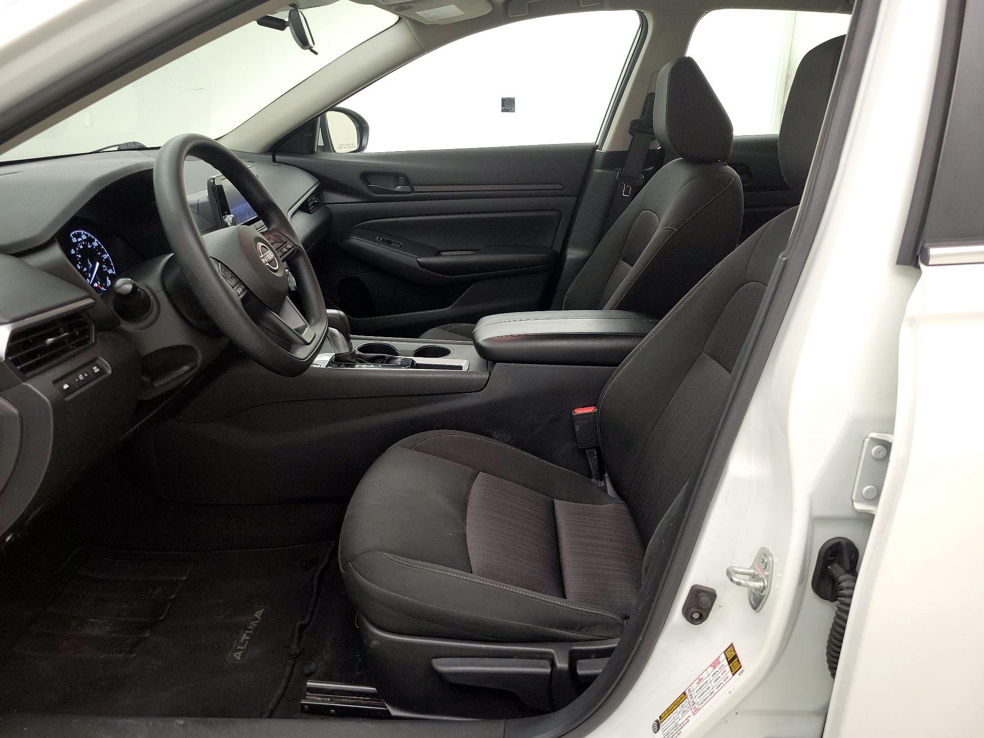 Thumbnail: 2023 Nissan Altima - 11