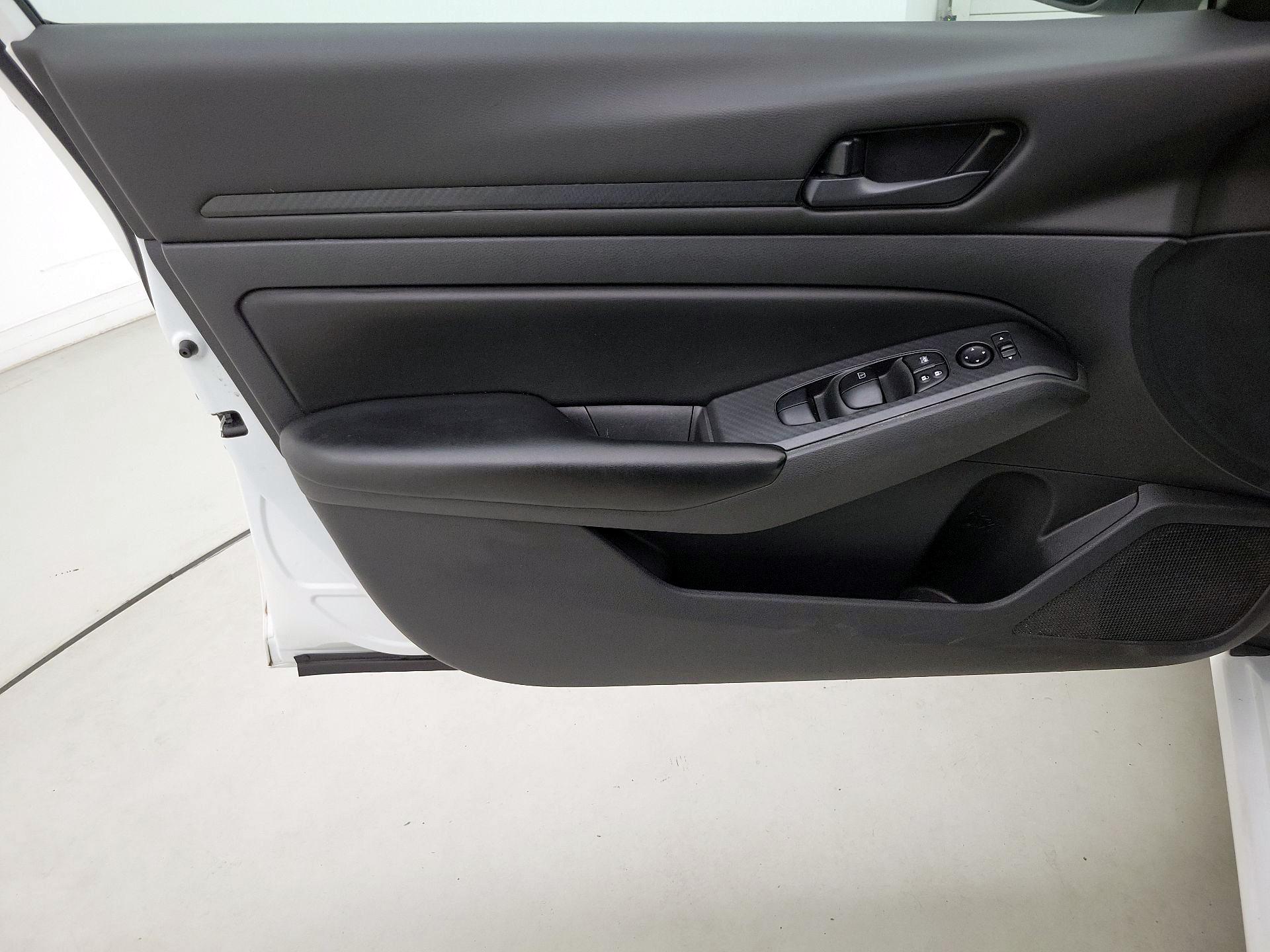 Thumbnail: 2023 Nissan Altima - 12