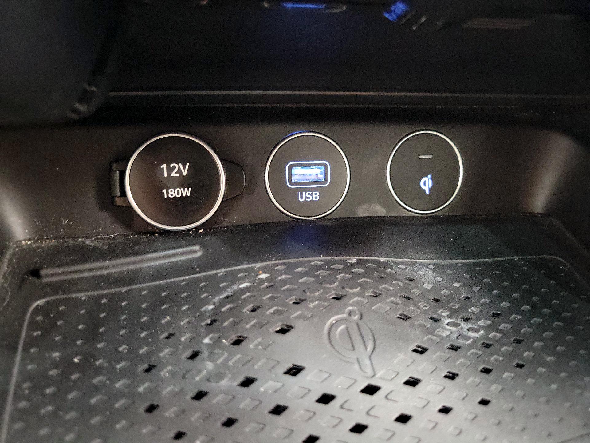 Thumbnail: 2022 Genesis G70 - 19