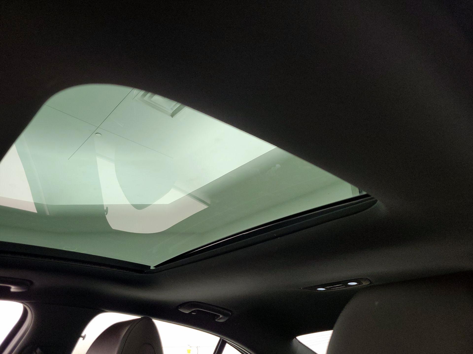 Thumbnail: 2022 Genesis G70 - 20