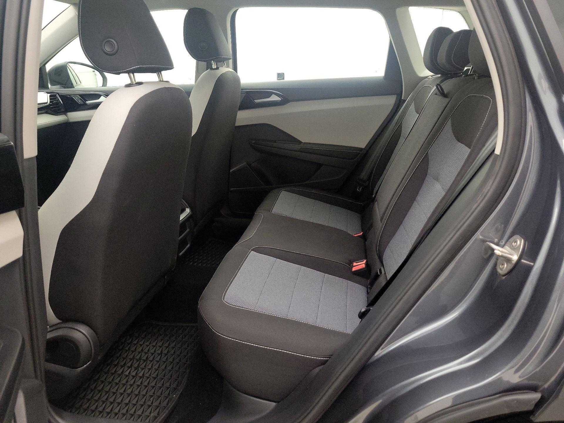 Thumbnail: 2025 Volkswagen Taos - 19