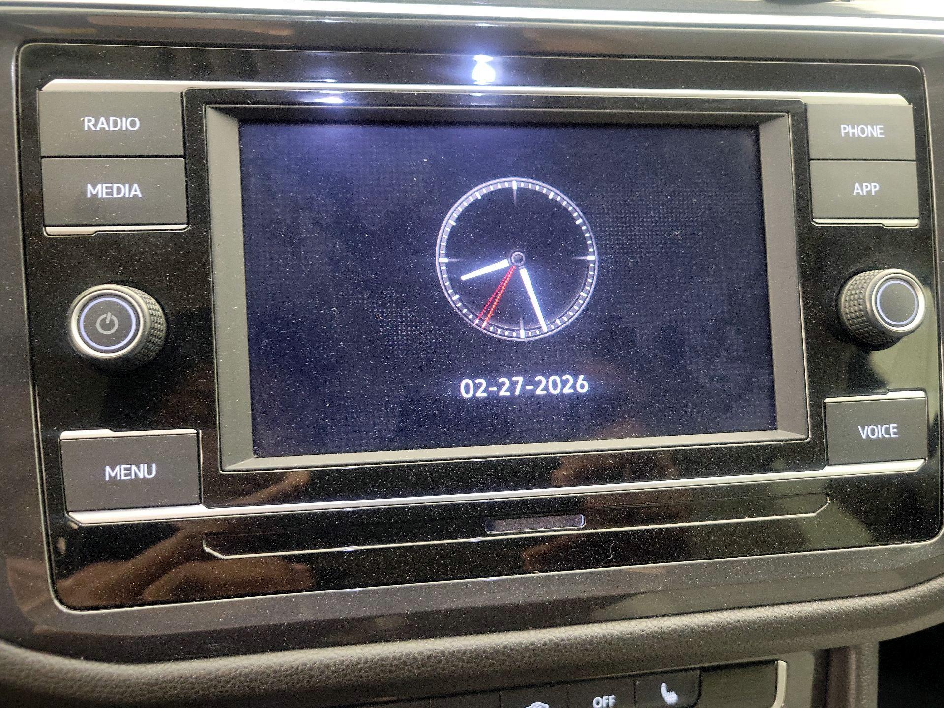 Thumbnail: 2023 Volkswagen Tiguan - 15