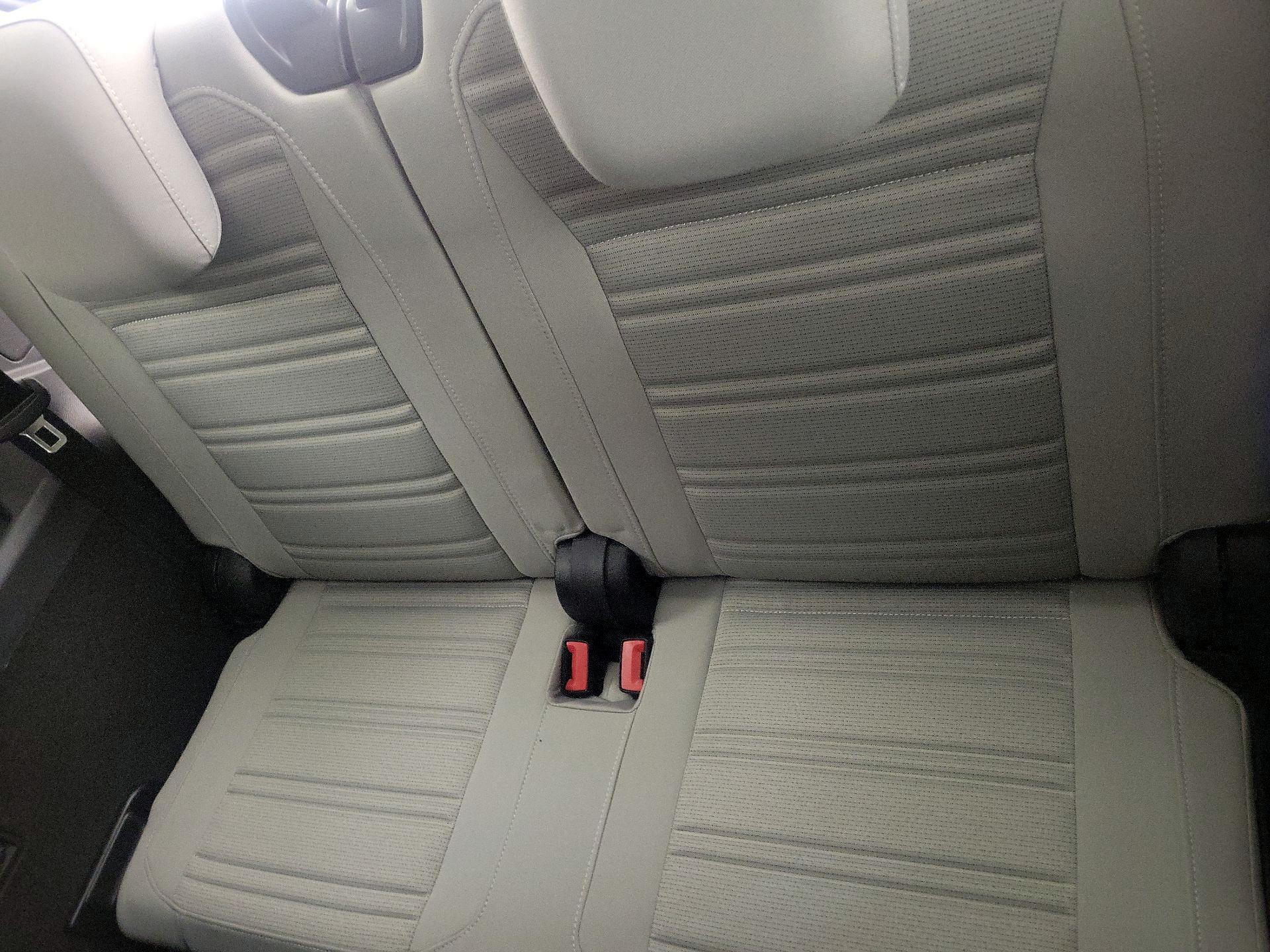 Thumbnail: 2023 Volkswagen Tiguan - 20