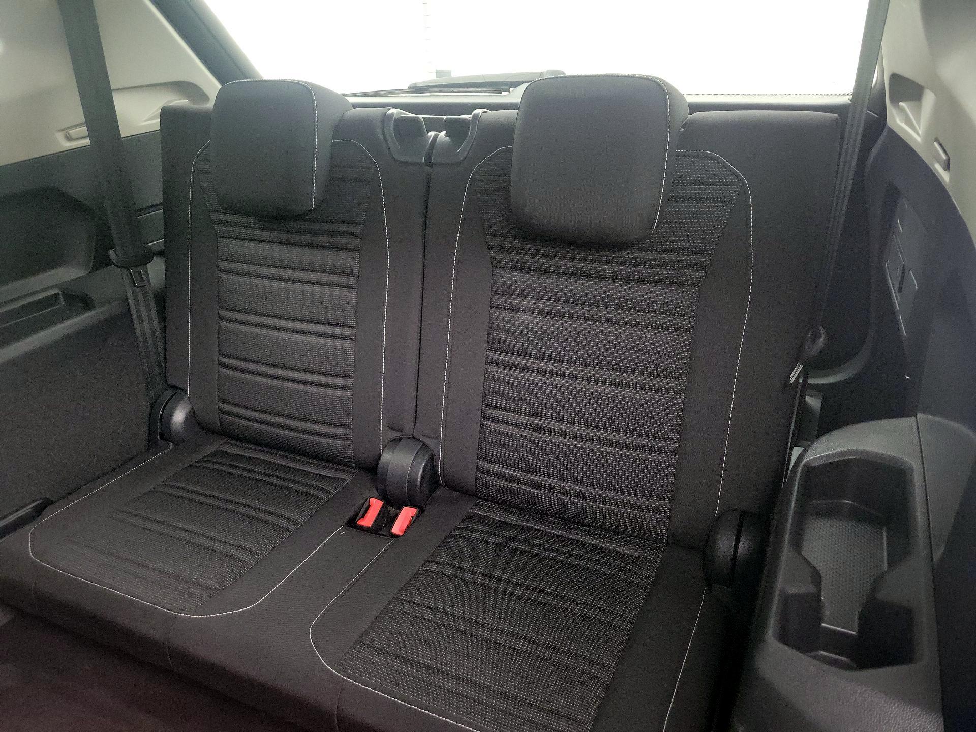 Thumbnail: 2022 Volkswagen Tiguan - 20