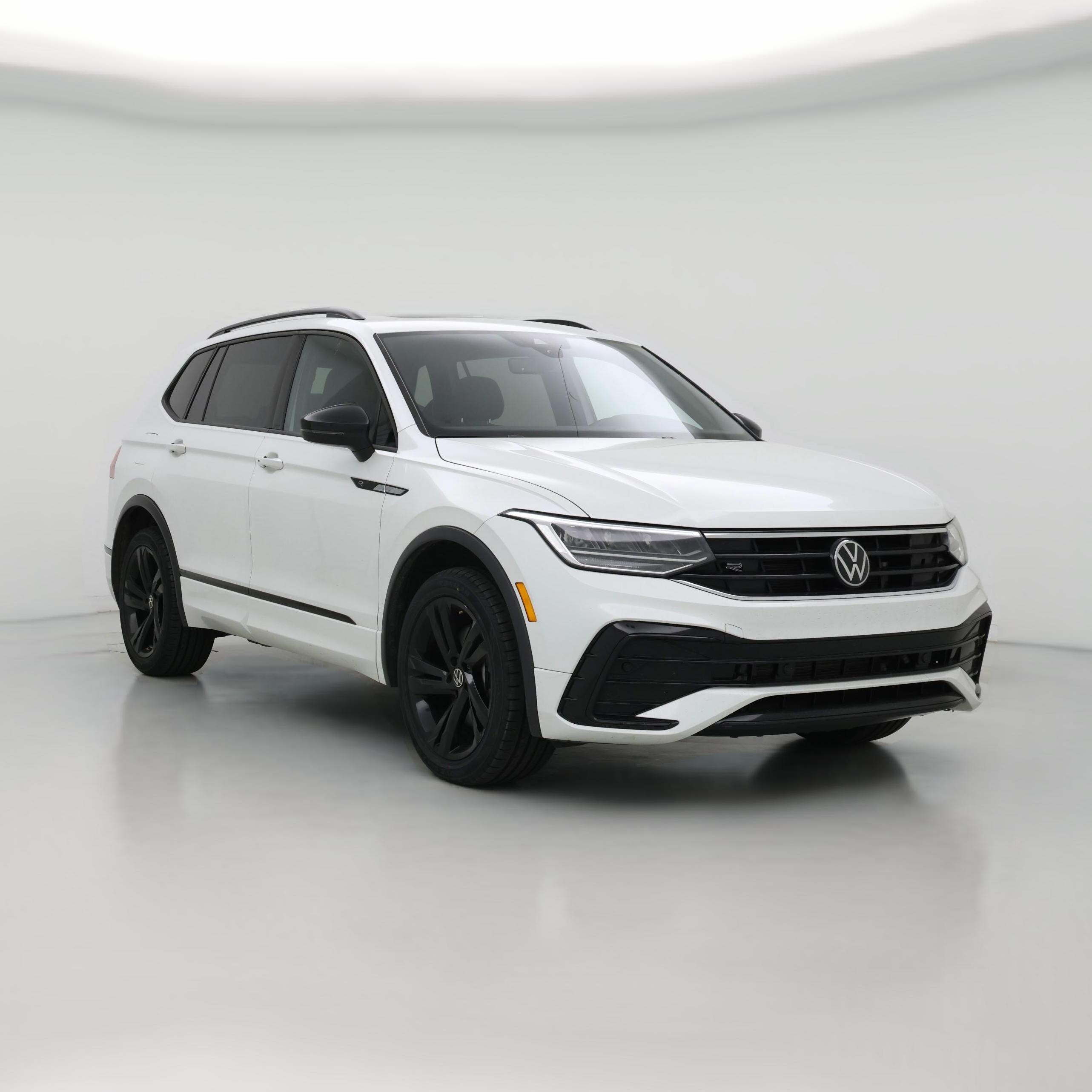 Thumbnail: 2023 Volkswagen Tiguan - 1