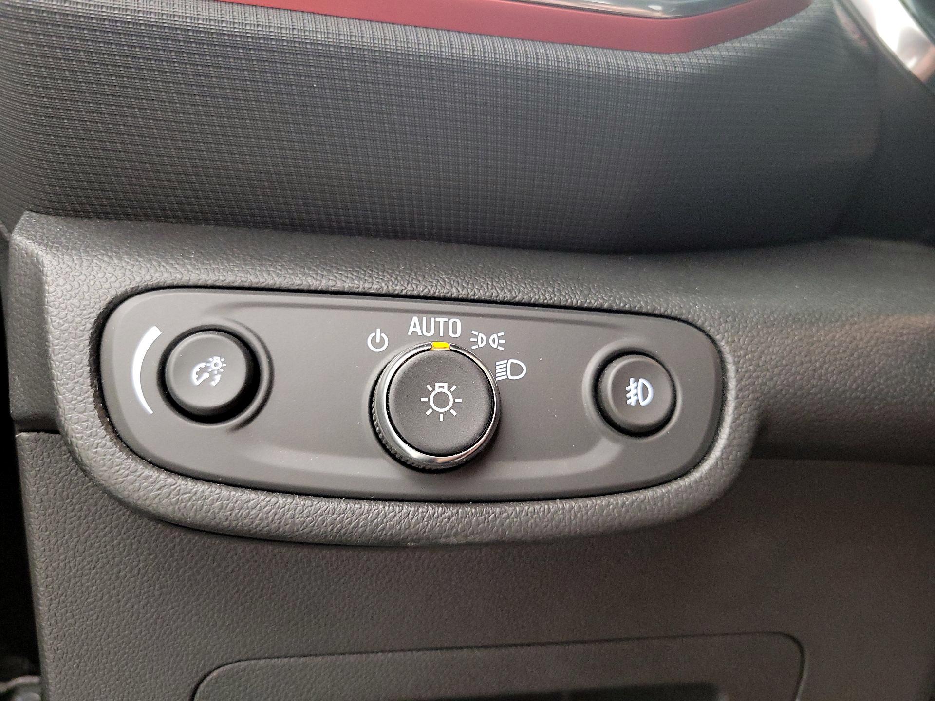 Thumbnail: 2023 Chevrolet TrailBlazer - 13