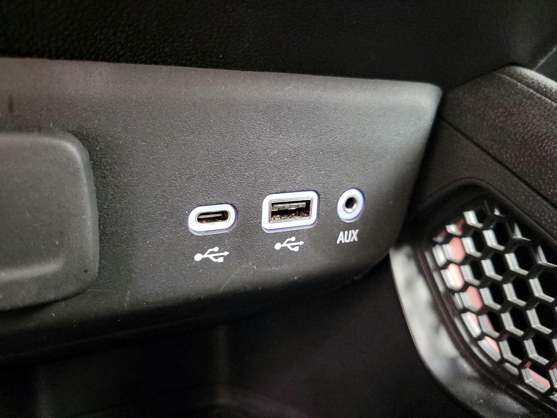 Thumbnail: 2023 Chevrolet TrailBlazer - 18